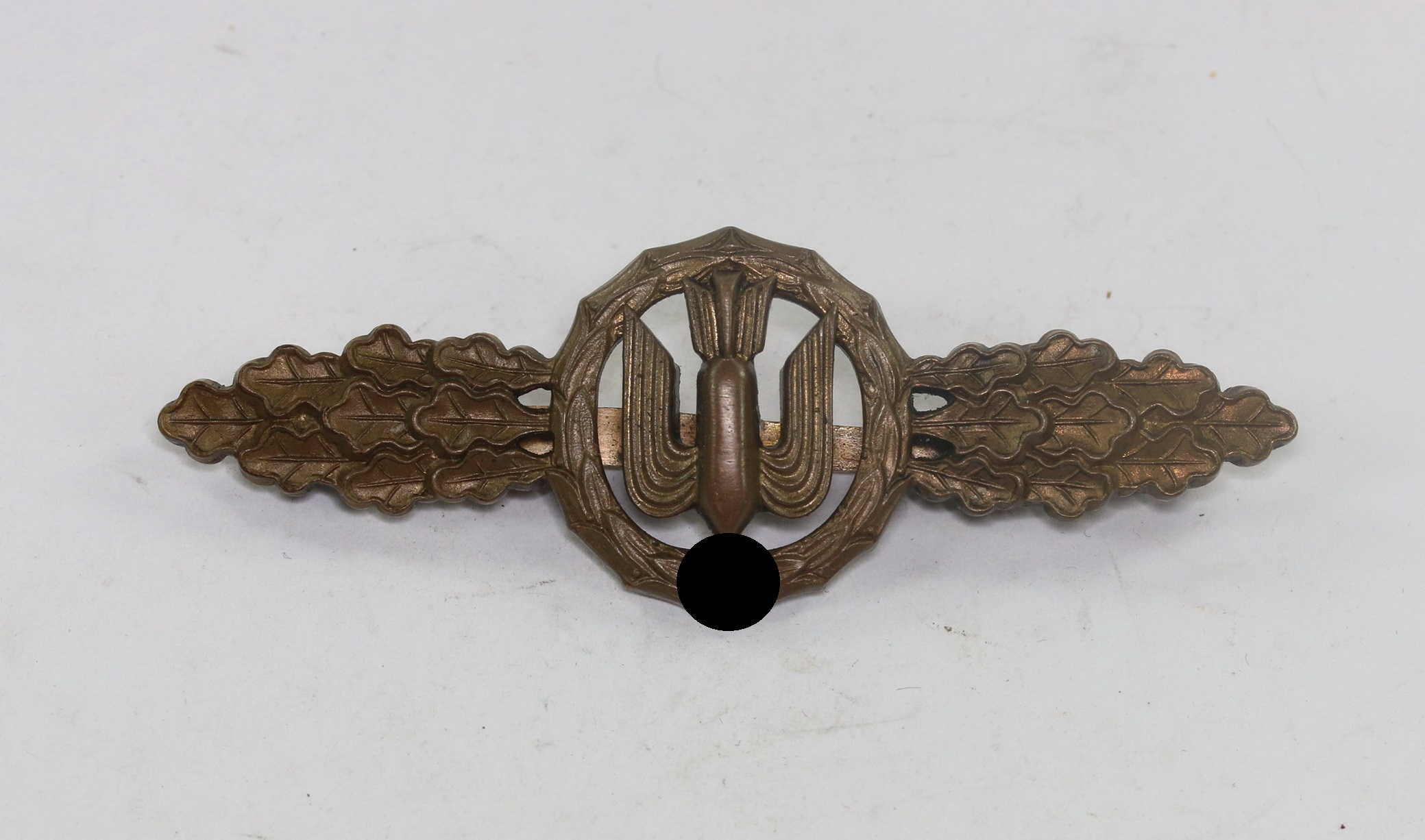 Bronze Operational Flight Clasp for Bomber. Maker R.S.S. (Richard Simm & Söhne, Gablonz) – Bild 1