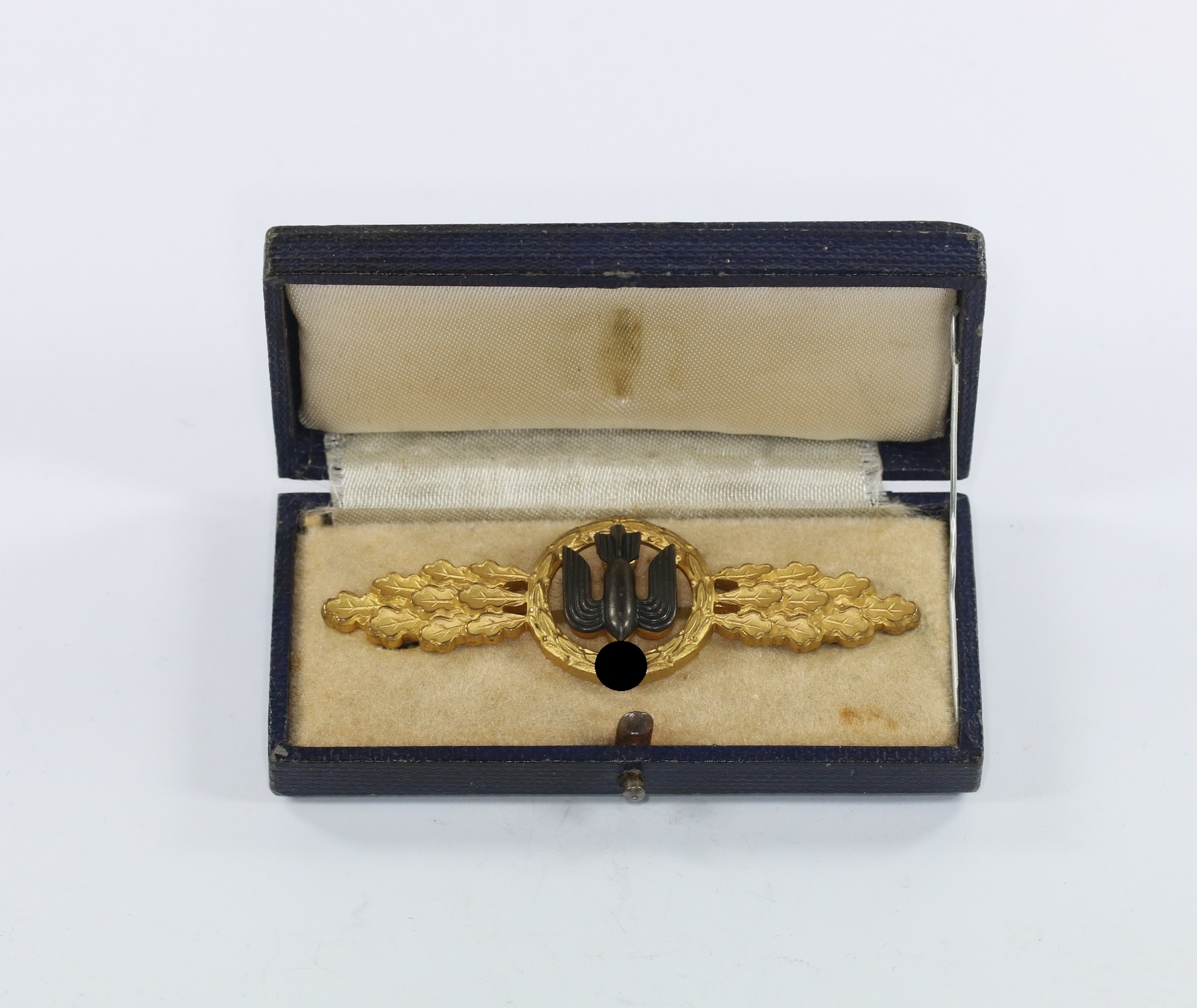 Cased Gold Operational Flight Clasp for Bomber. Maker G.H. Osang Dresden. – Bild 1