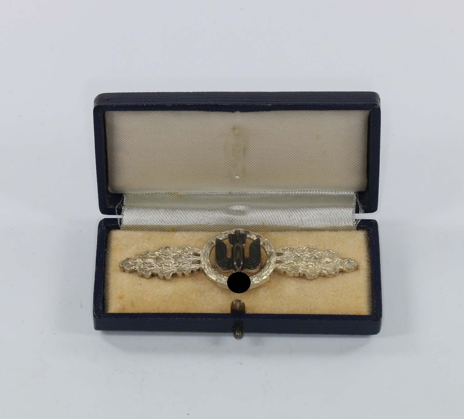 Frontflugspange für Kampfflieger in Silber. Hst.: G.H. Osang im Etui – Bild 1