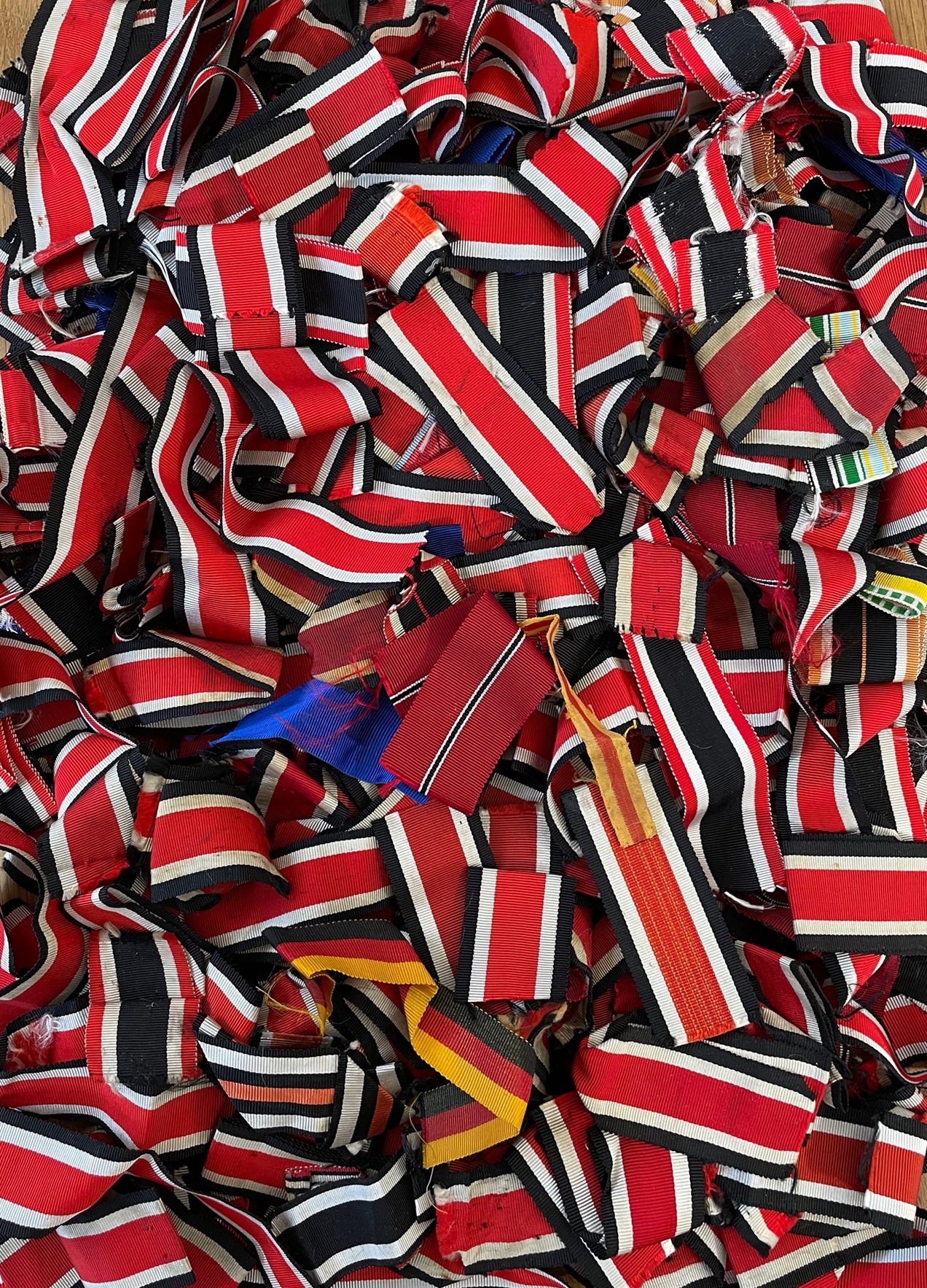 gro_es_lot_b_nder_f_r_orden Großes Lot Bänder für Orden – Bild 1