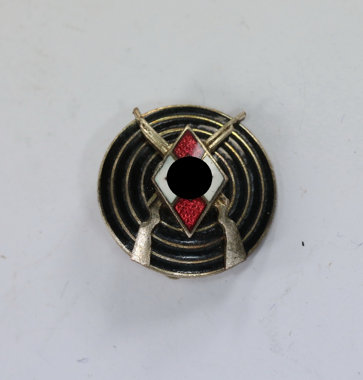 hitler_jugend_hj_schie_auszeichnung_hst Hitler Youth (HJ), Marksmanship Badge. Maker RZM M1/120. – Bild 1