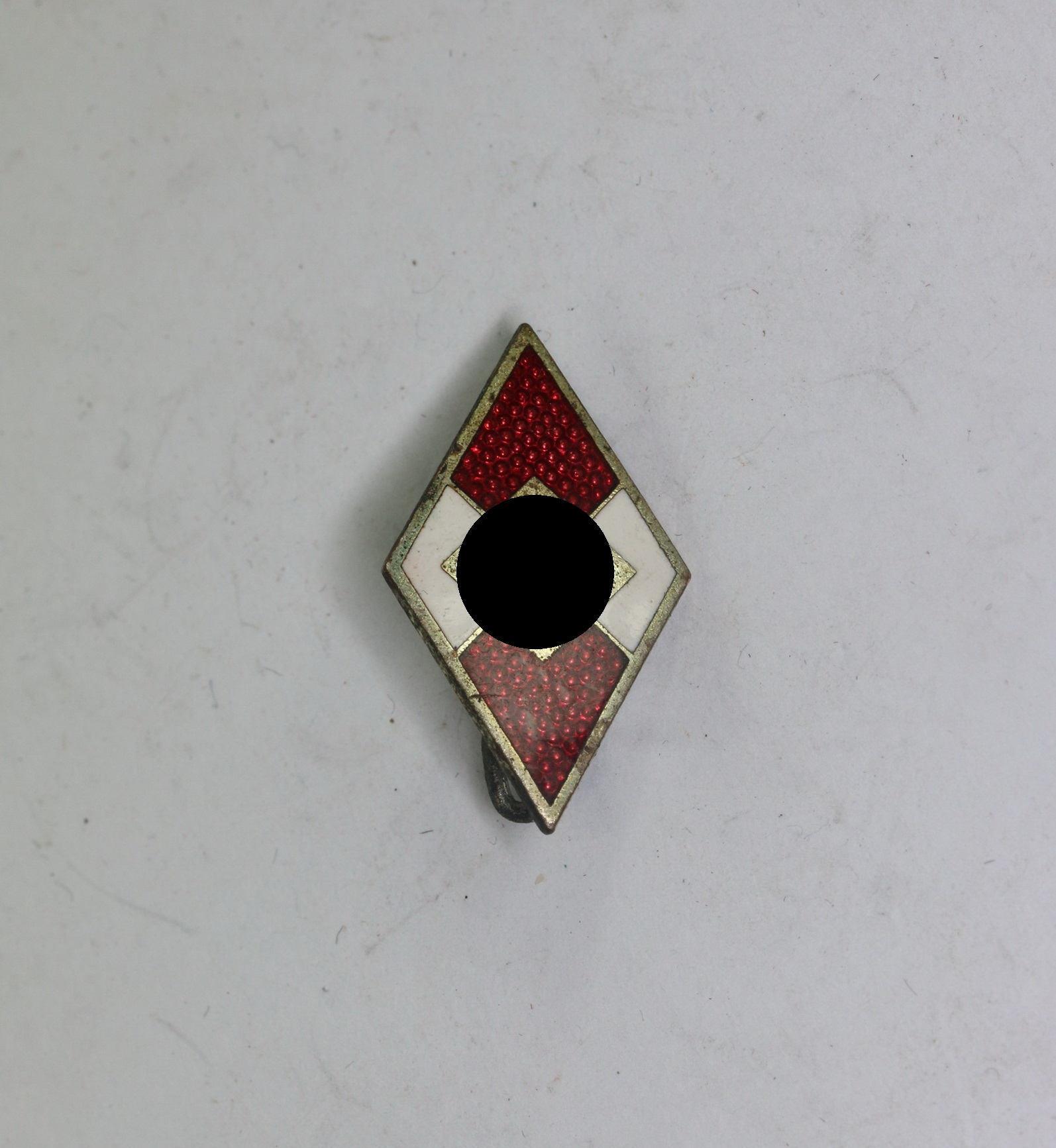 Hitlerjugend (HJ), Mitgliedabzeichen, Hst. RZM M1/120 (Wilhelm Deumer, Lüdenscheid) – Bild 1