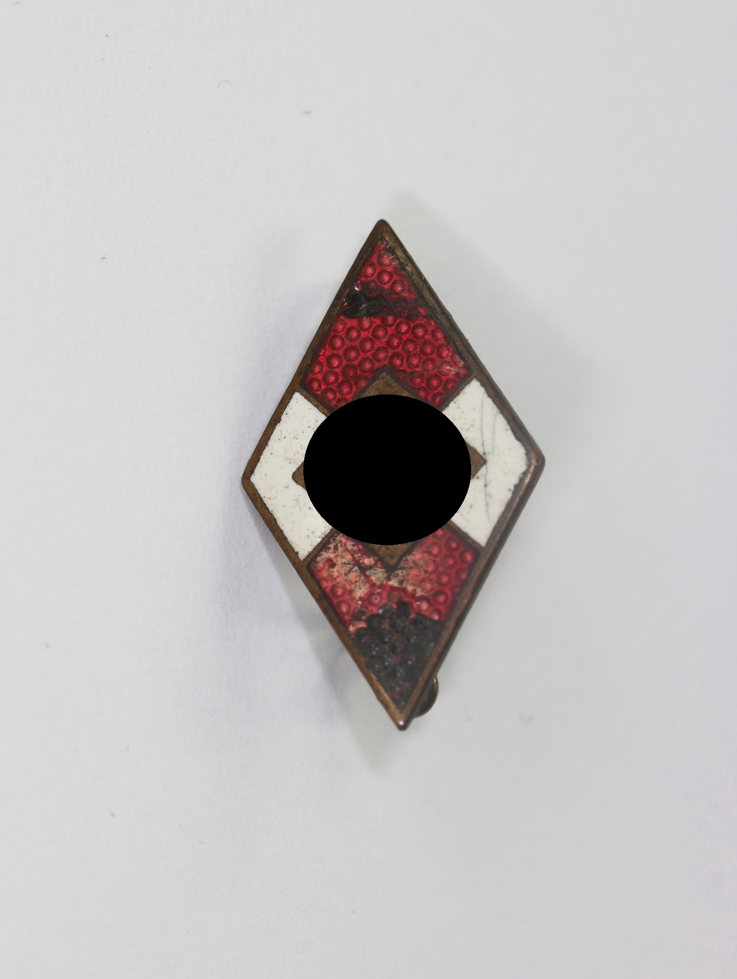 Hitler Youth (HJ), Membership Badge. Maker RZM M1/152 (Franz Jungwirth, Vienna). – Bild 1