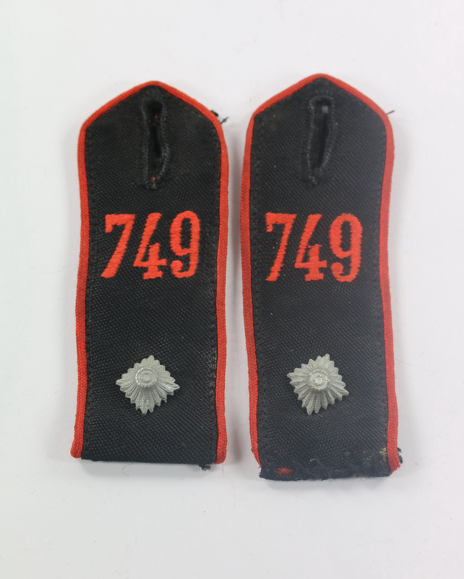 Hitler Youth  (HJ), Pair of Shoulder Straps for Kameradschaftsführer, Bann 749 Osterburg – Bild 1