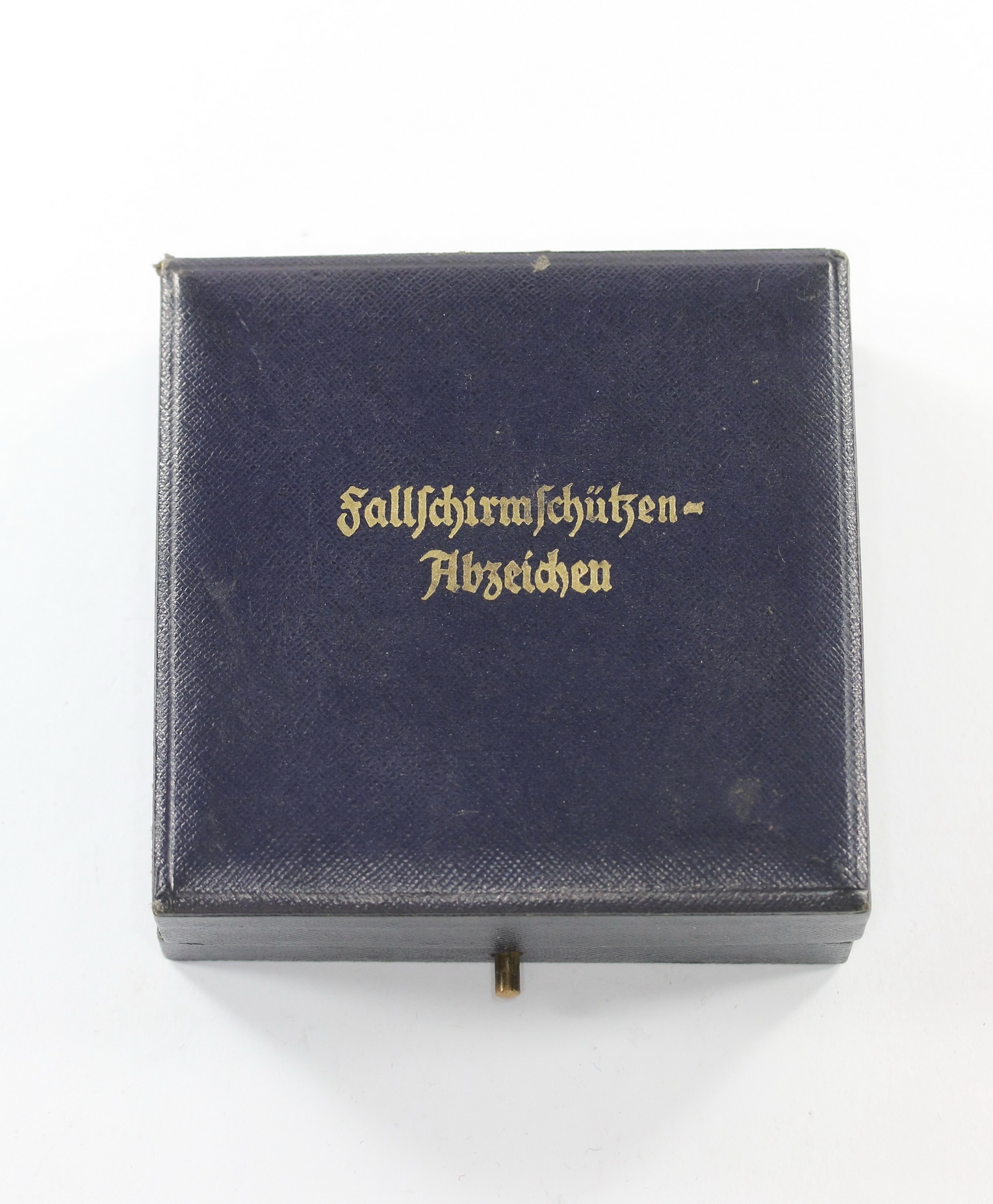 img_0458_bildgr_e_ndern_3 Case for the Luftwaffe Paratrooper Badge. – Bild 1