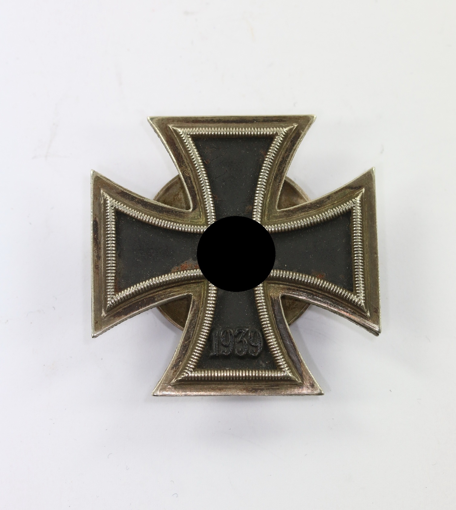 img_1740_bildgr_e_ndern_3 Eisernes Kreuz 1. Klasse 1939, Hst. L/13, an Schraubscheibe