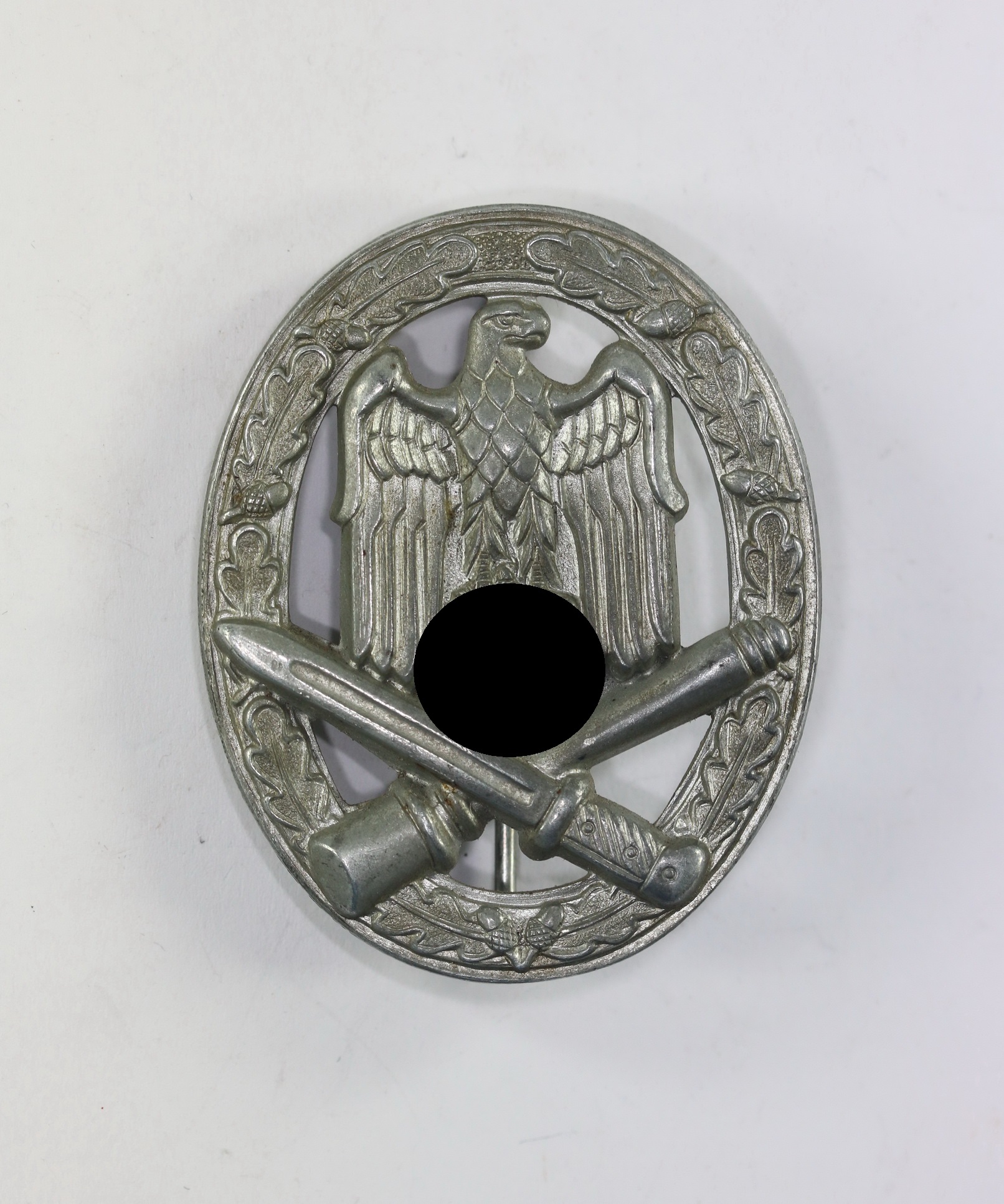 img_3823_bildgr_e_ndern_1 General Assault Badge. Maker Frank & Reif. – Bild 1