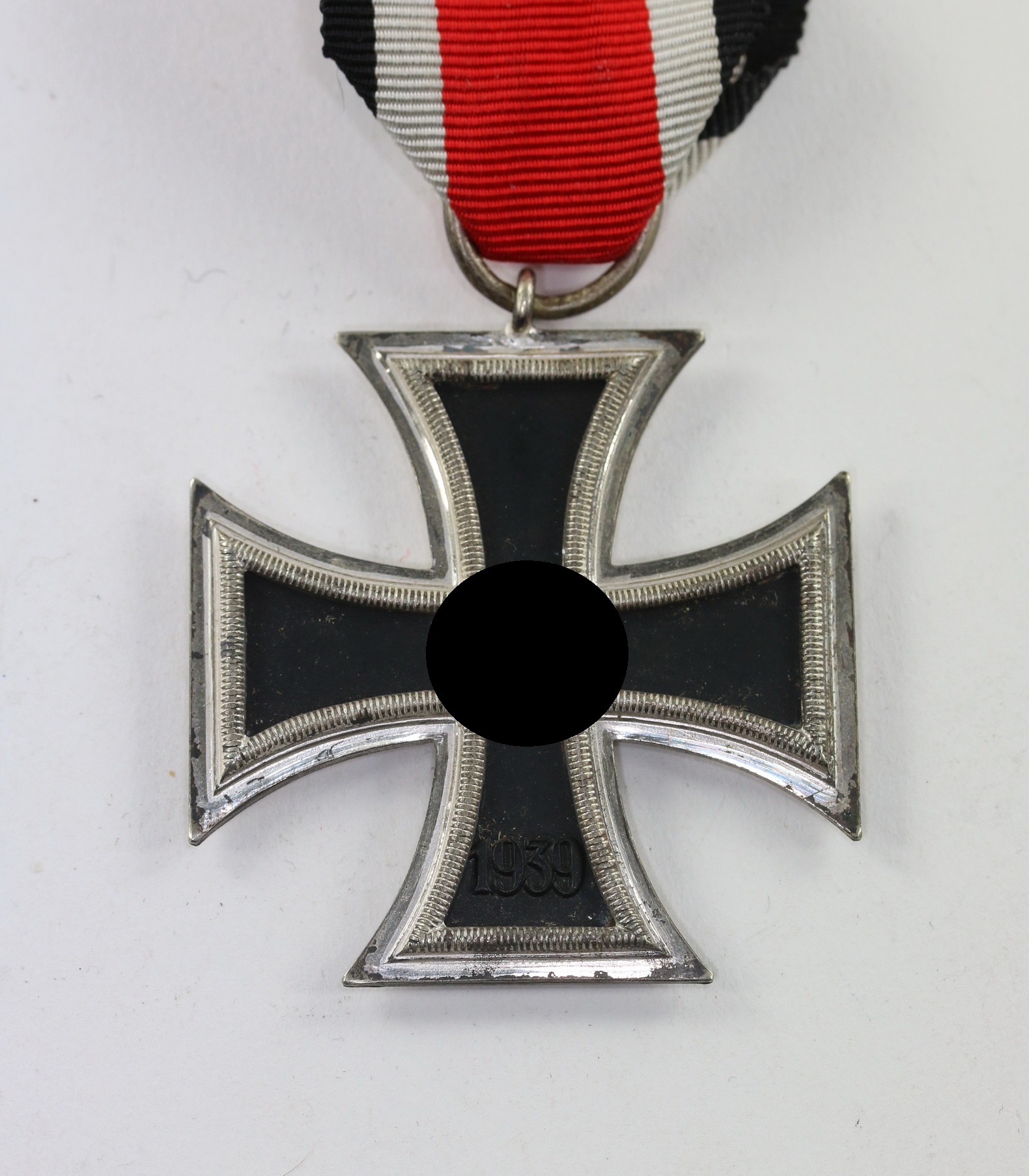 img_6005_bildgr_e_ndern_1_2 Eisernes Kreuz 2. Klasse 1939, Schinkel Variante, Wilhelm Deumer, magnetisch – Bild 1