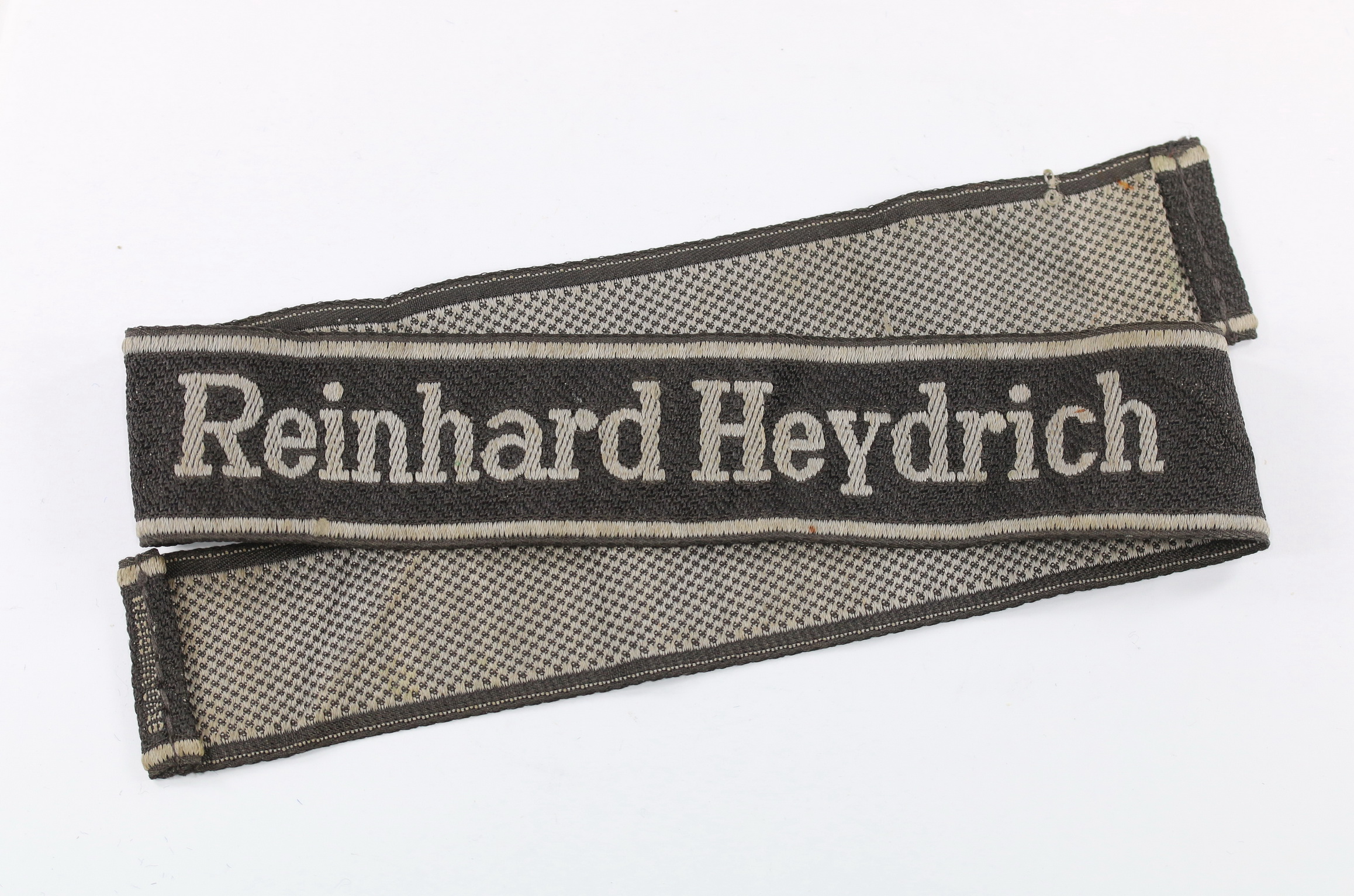 img_7067_bildgr_e_ndern_1 Waffen-SS Cuffband for Enlisted "Reinhard Heydrich". – Bild 1