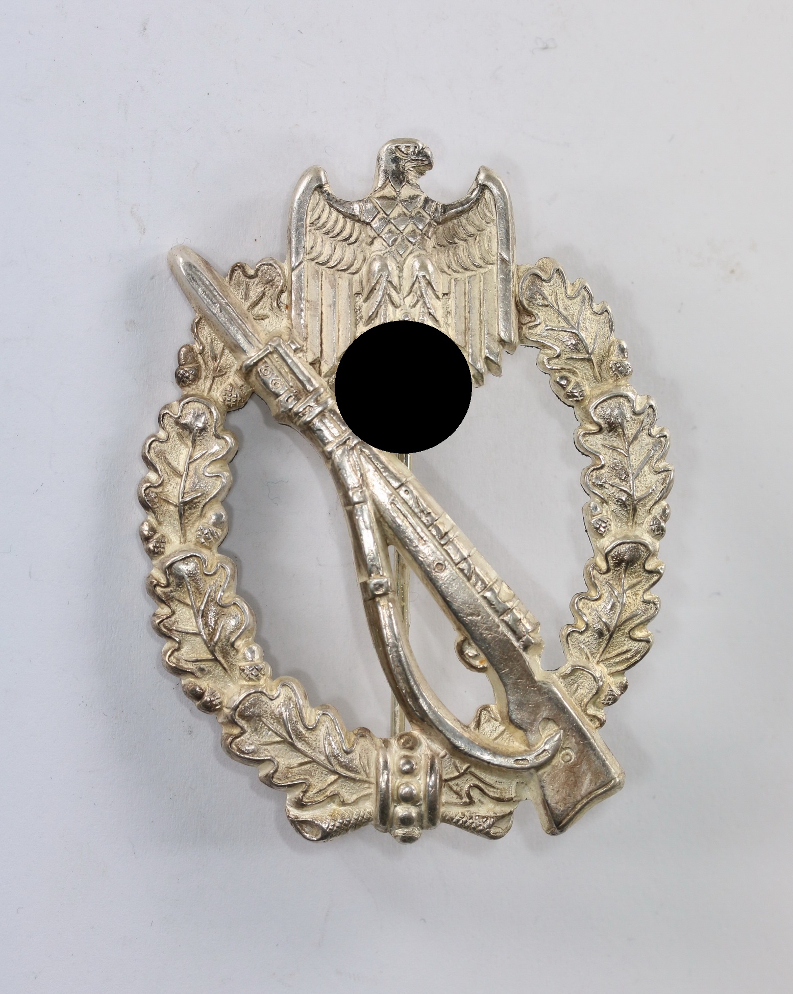 img_8209_bildgr_e_ndern_1_1 Infanterie-Sturmabzeichen in Silber, Hst. W, Buntmetall, massiv (!) – Bild 1