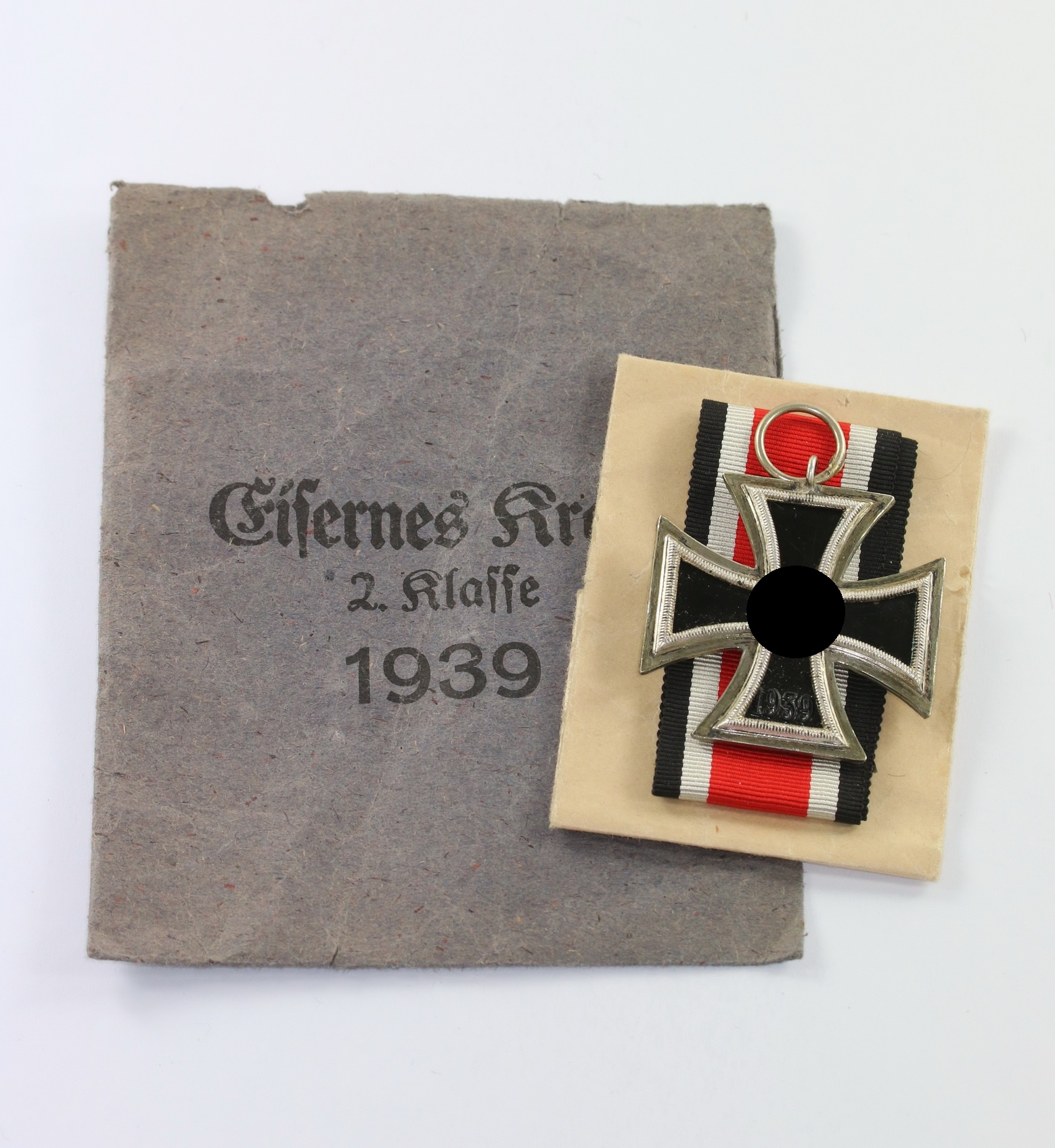 img_8889_bildgr_e_ndern_2 Iron Cross 2nd Class 1939 in Envelope. Maker 120. – Bild 1