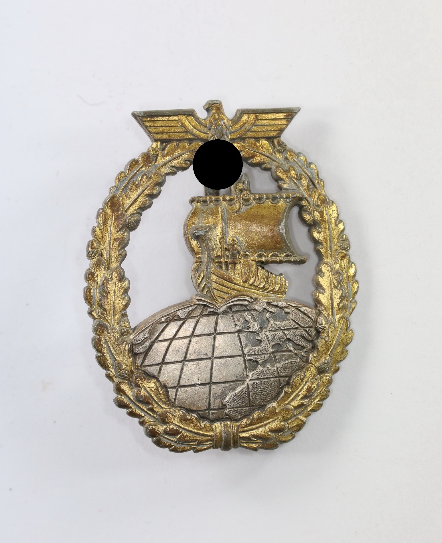 img_9387_bildgr_e_ndern_1_3 Auxiliary Cruiser war badge. Maker L/21. Published (!). – Bild 1
