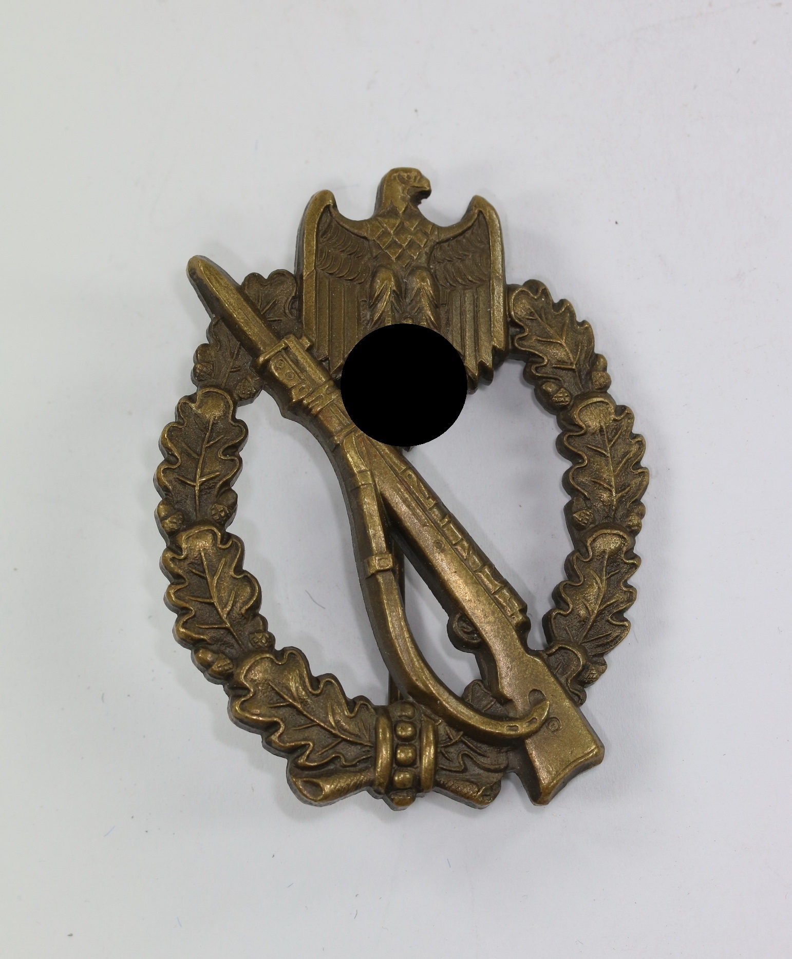 Bronze Infantry Assault Badge. Maker W, Solid Tombak.  – Bild 1