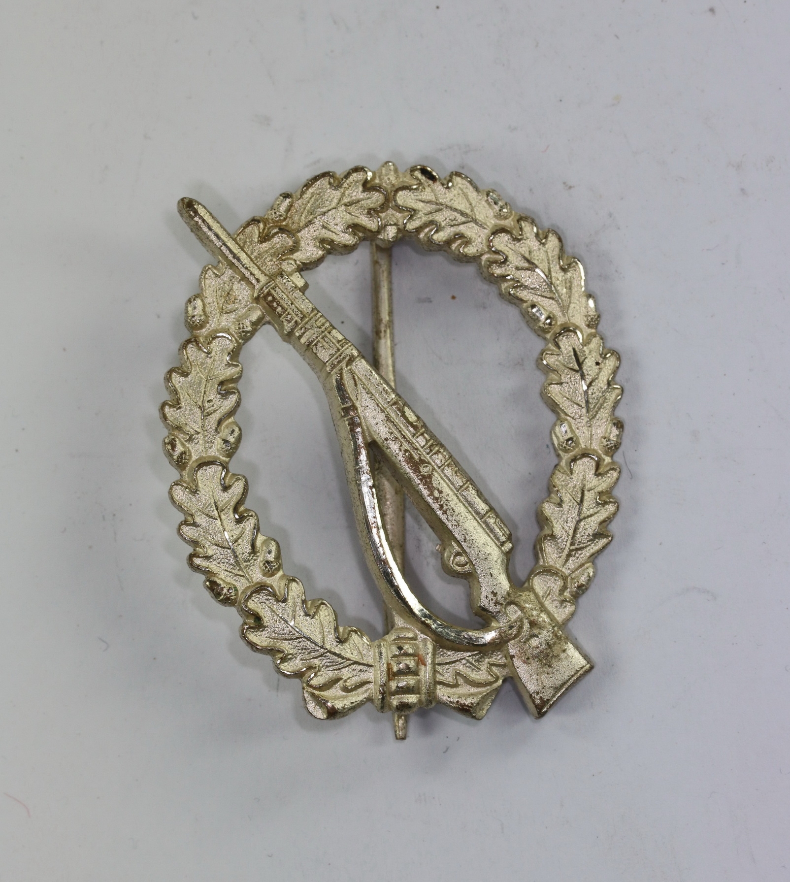 Silver Infantry Assault Badge 1957 Pattern. Type Steinhauer & Lück. – Bild 1