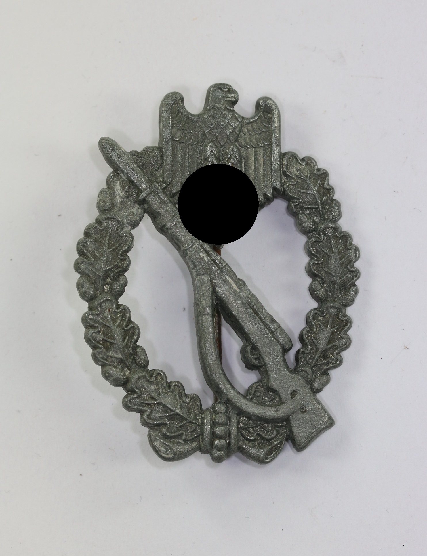 infanterie_sturmabzeichen_in_silber_funcke_br_nighaus_f_bl_1__1 Silver Infantry Assault Badge. Type Funcke & Brünighaus (F&BL). – Bild 1