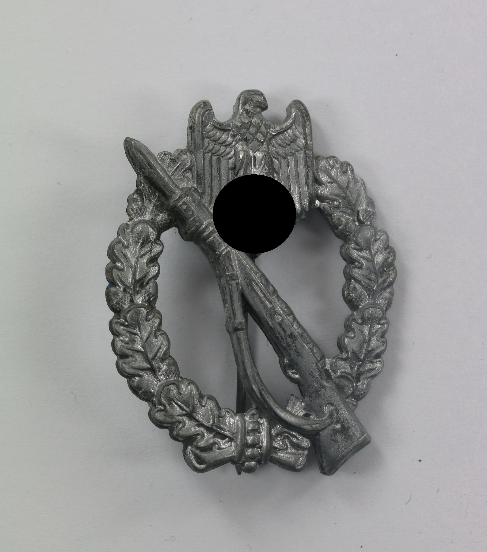 Silver Infantry Assault Badge. Maker f.o. (Friedrich Orth, Wien) – Bild 1