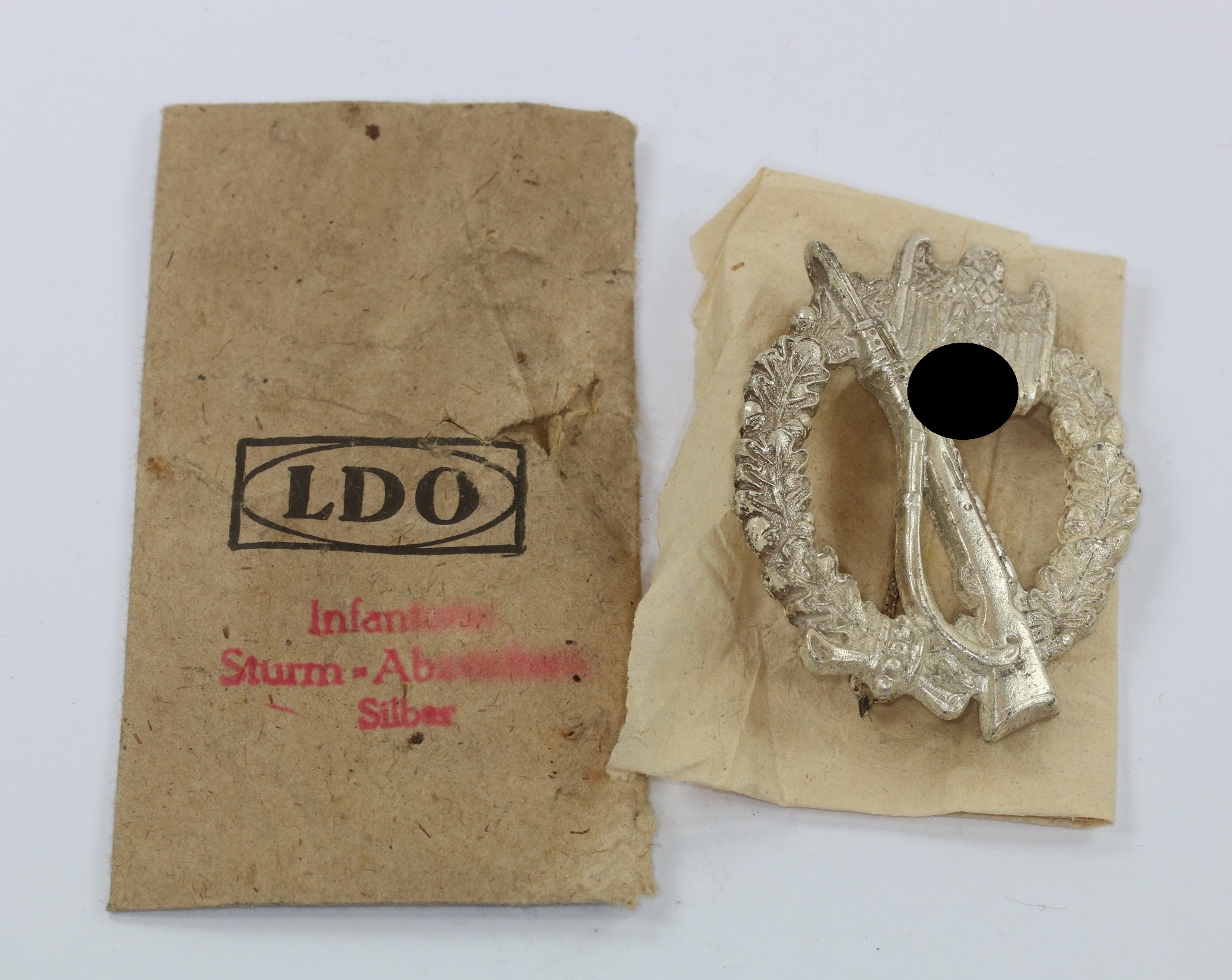 Infanterie Sturmabzeichen in Silber, Hst. R.S., in LDO Verleihungstüte – Bild 1