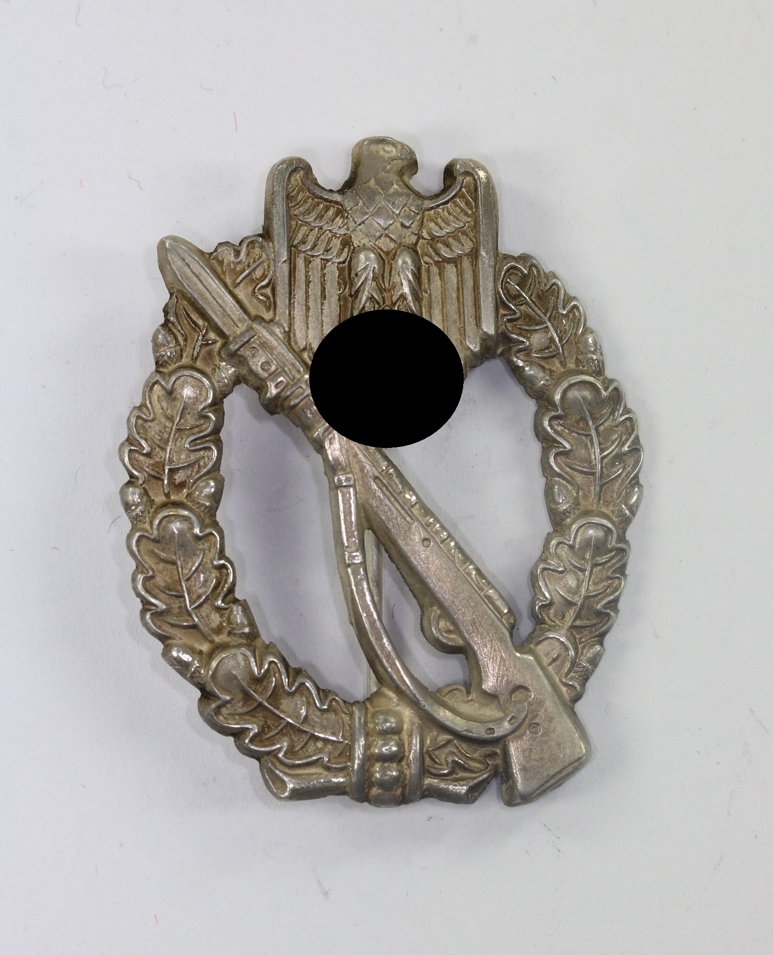 infanterie_sturmabzeichen_in_silber_schauerte_hohfeld_daisy_1_buntmetall_1__1 Infanterie Sturmabzeichen in Silber, Schauerte & Hohfeld (Daisy 1), Buntmetall (!) – Bild 1