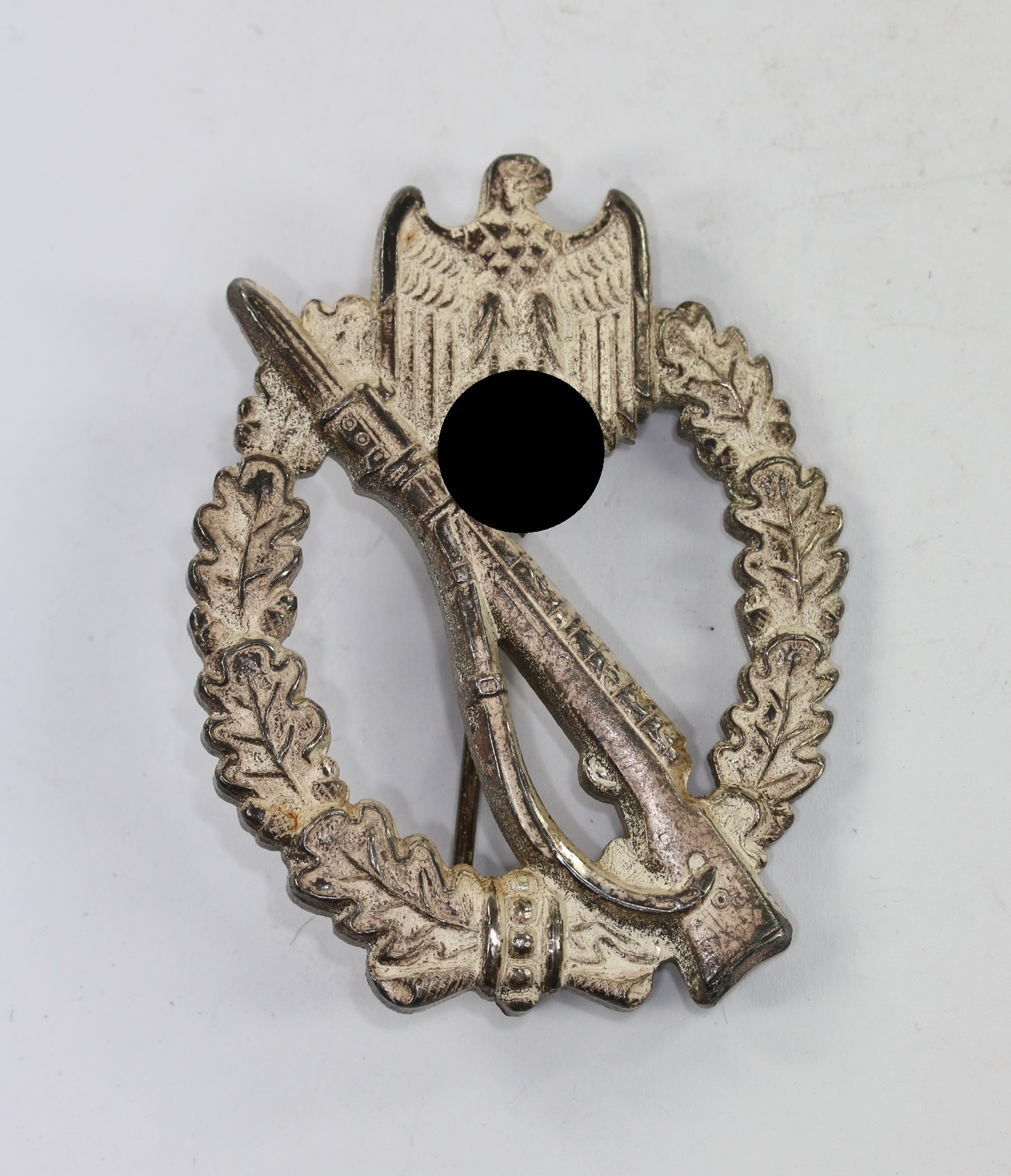 Silver Infantry Assault Badge. Maker W,  Solid Tombak. – Bild 1