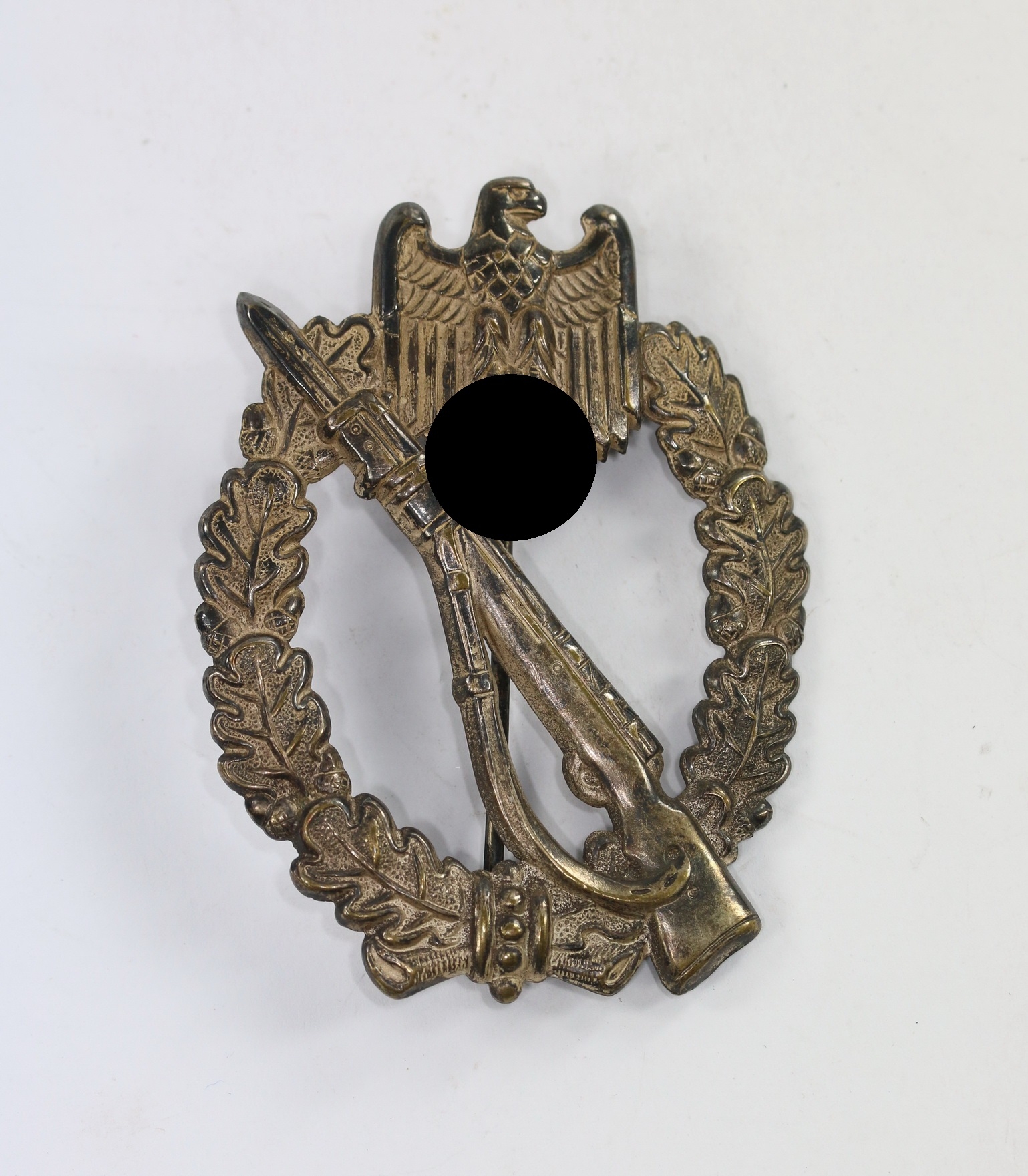 infanteriesturmabzeichen_in_silber_schickle_buntmetall_hauptmann_fritz_merkl_1__1 Silver Infantry Assault Badge. Possessions Hauptmann Fritz Merkl. Type Schickle. – Bild 1