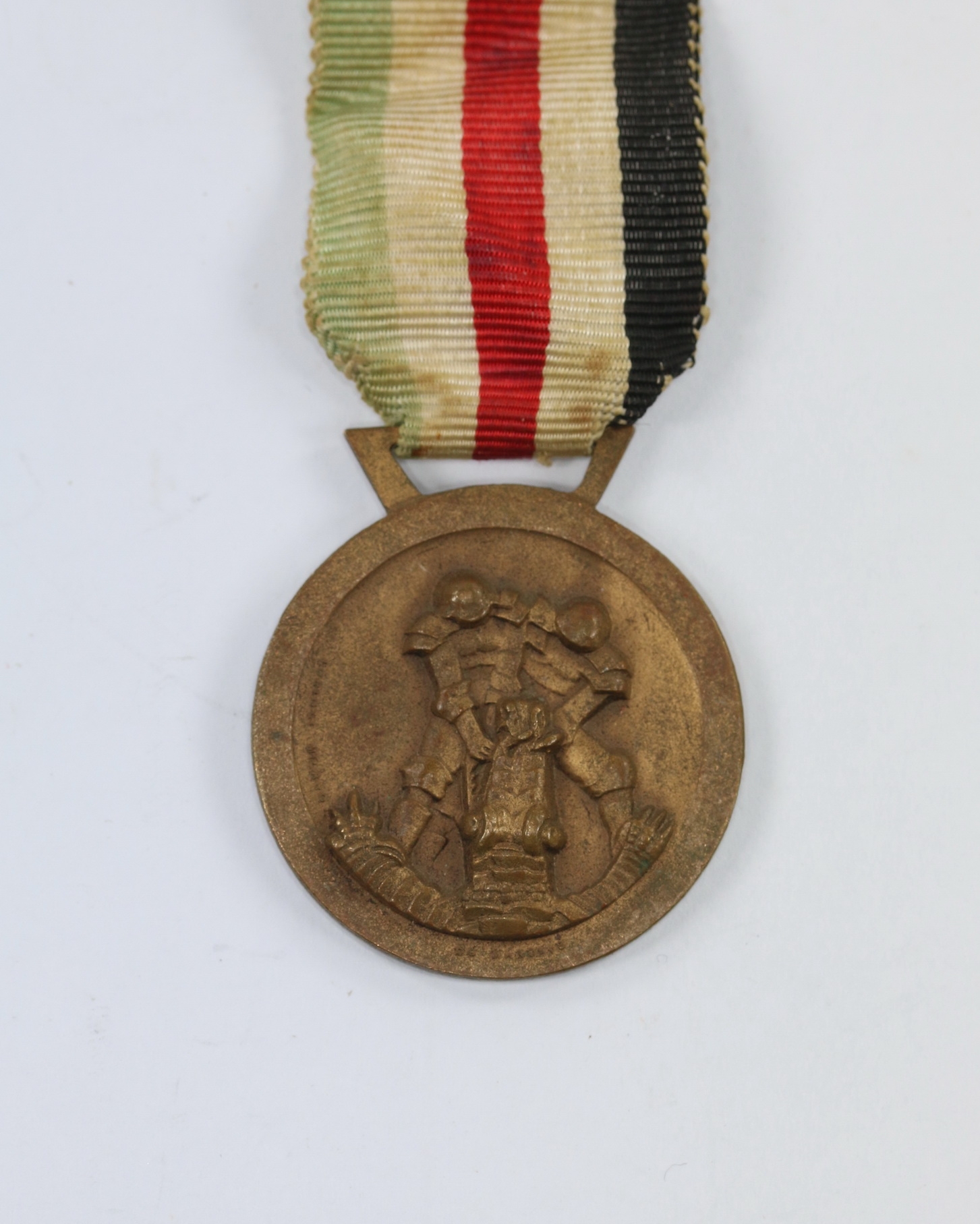 italienisch_deutsche_feldzugsmedaille_f_r_afrika_1__1 German/Italian Africa Campaign Medal. – Bild 1