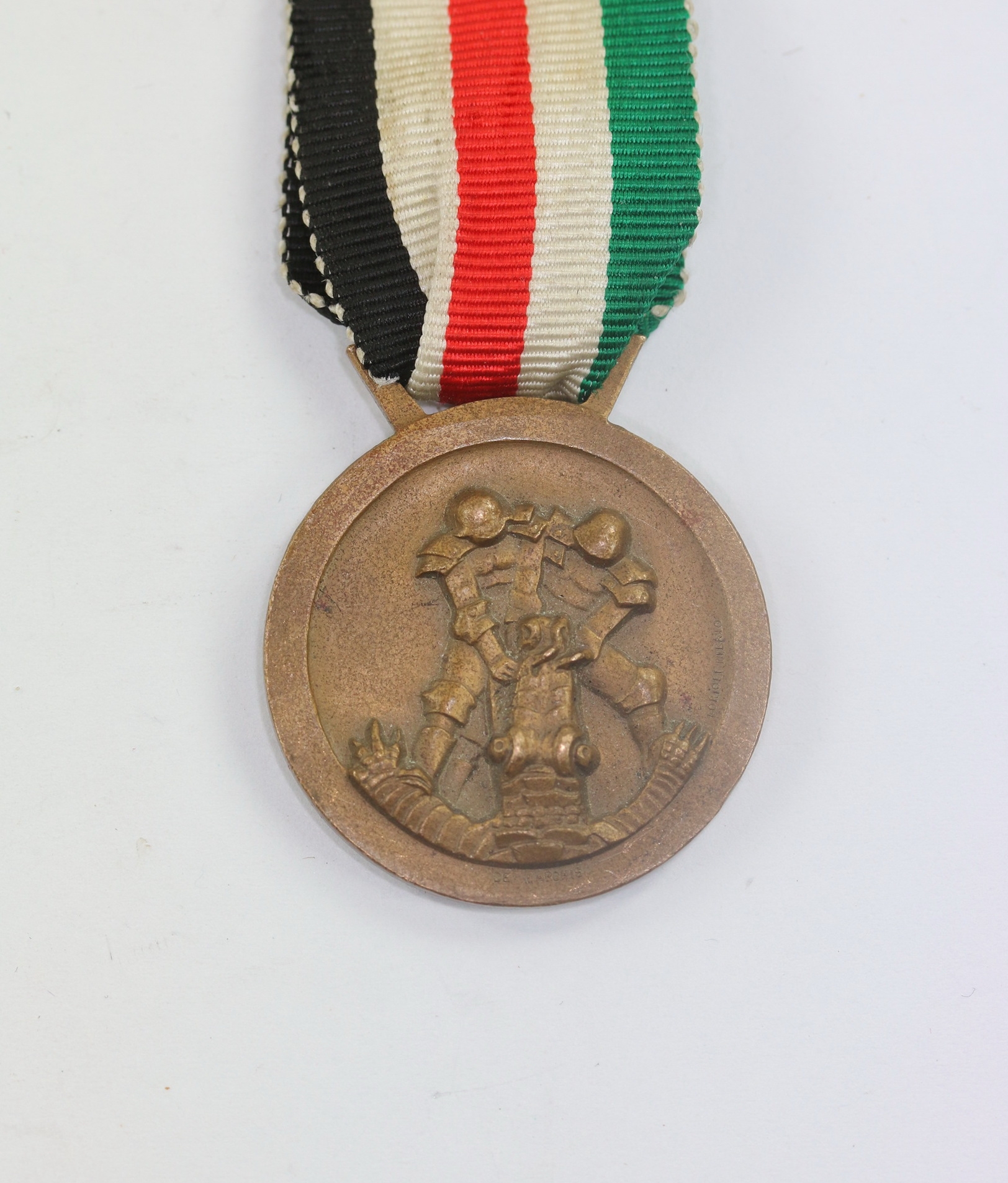 italienisch_deutsche_feldzugsmedaille_f_r_afrika_1__4 Italian/German Africa Campaign Medal. – Bild 1