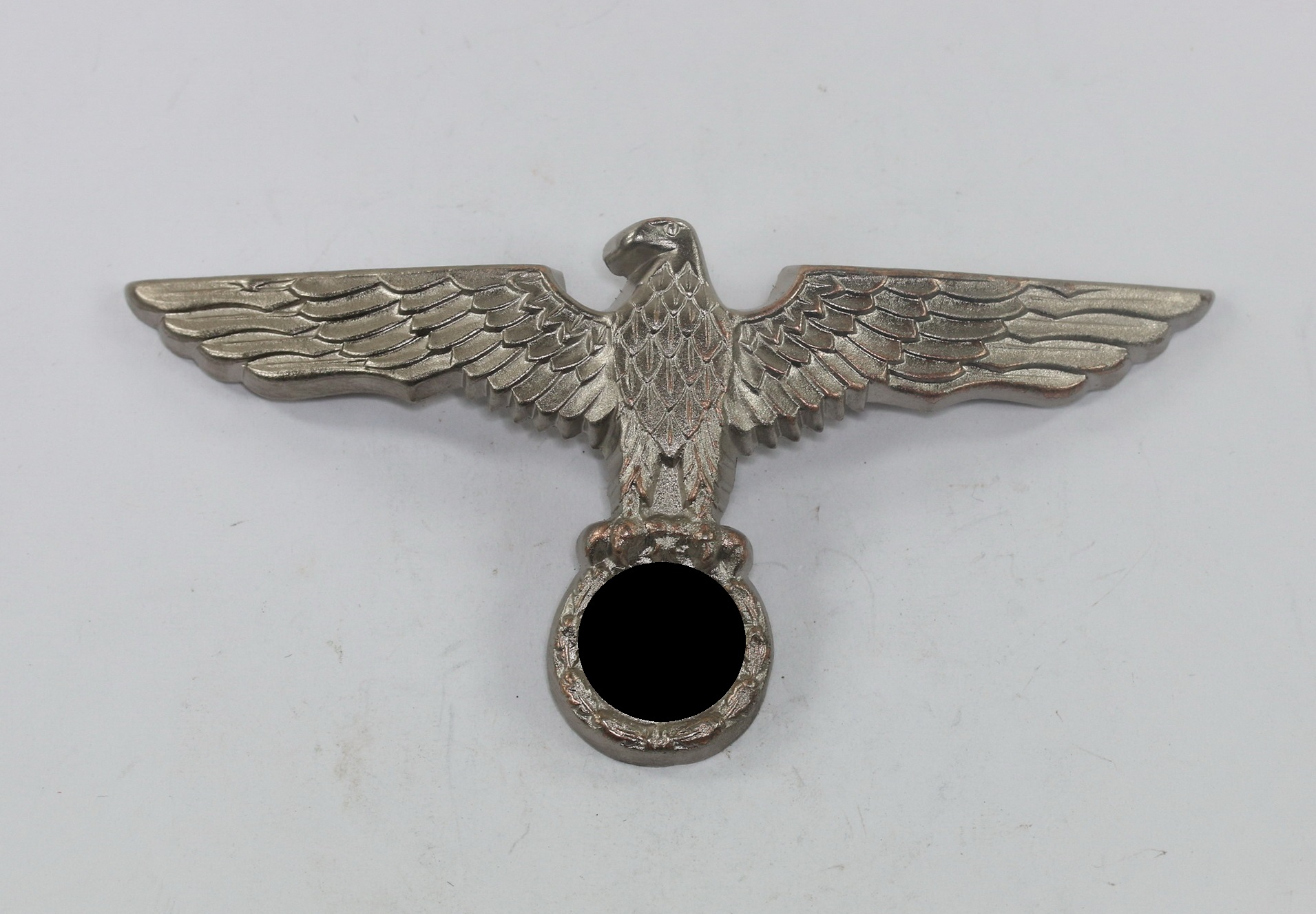 Large Eagle for the Kriegsmarine 1st Pattern Tropical Helmet  – Bild 1