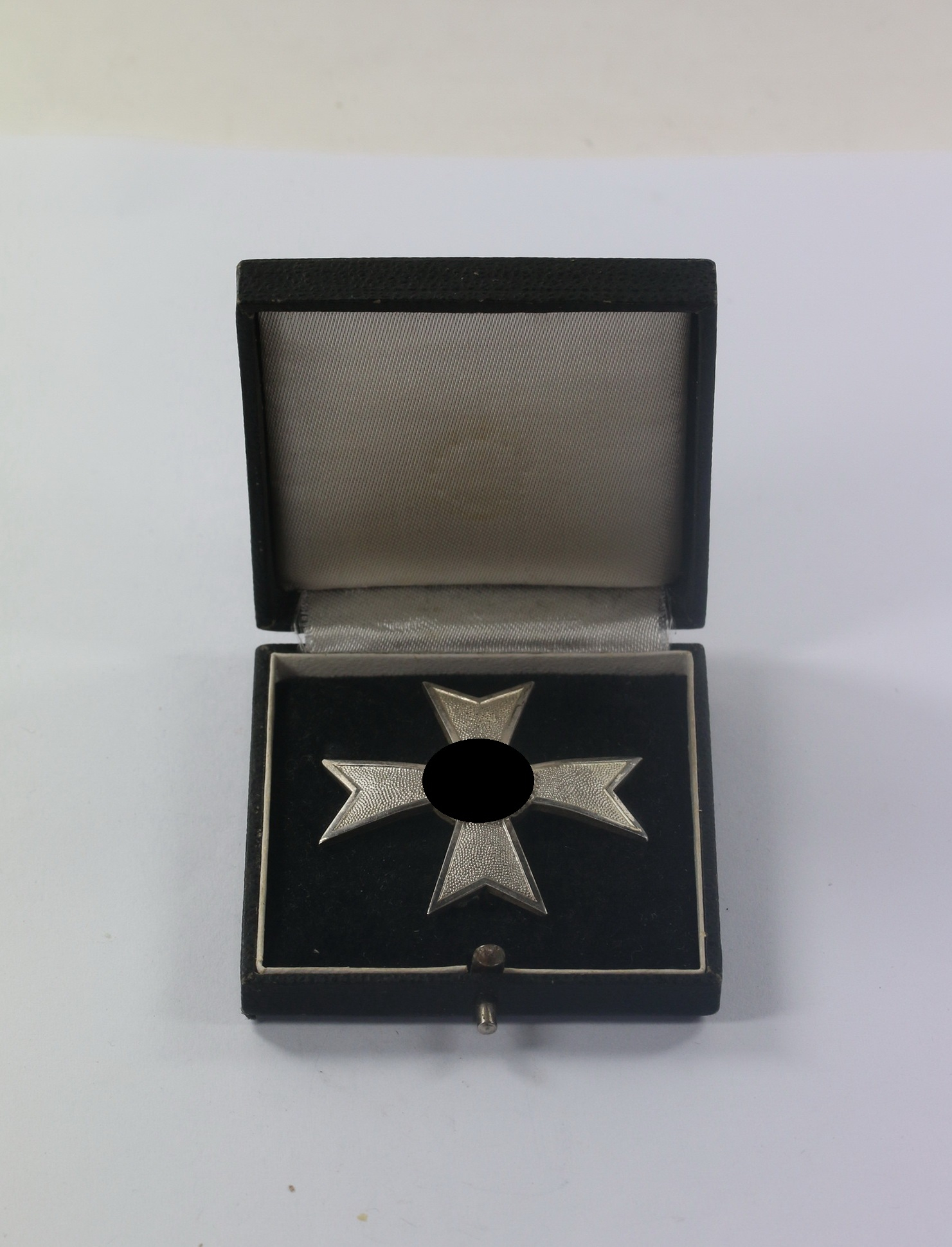 Cased War Merit Cross 1st Class. Maker 4 (Steinhauer & Lück), im Etui – Bild 1