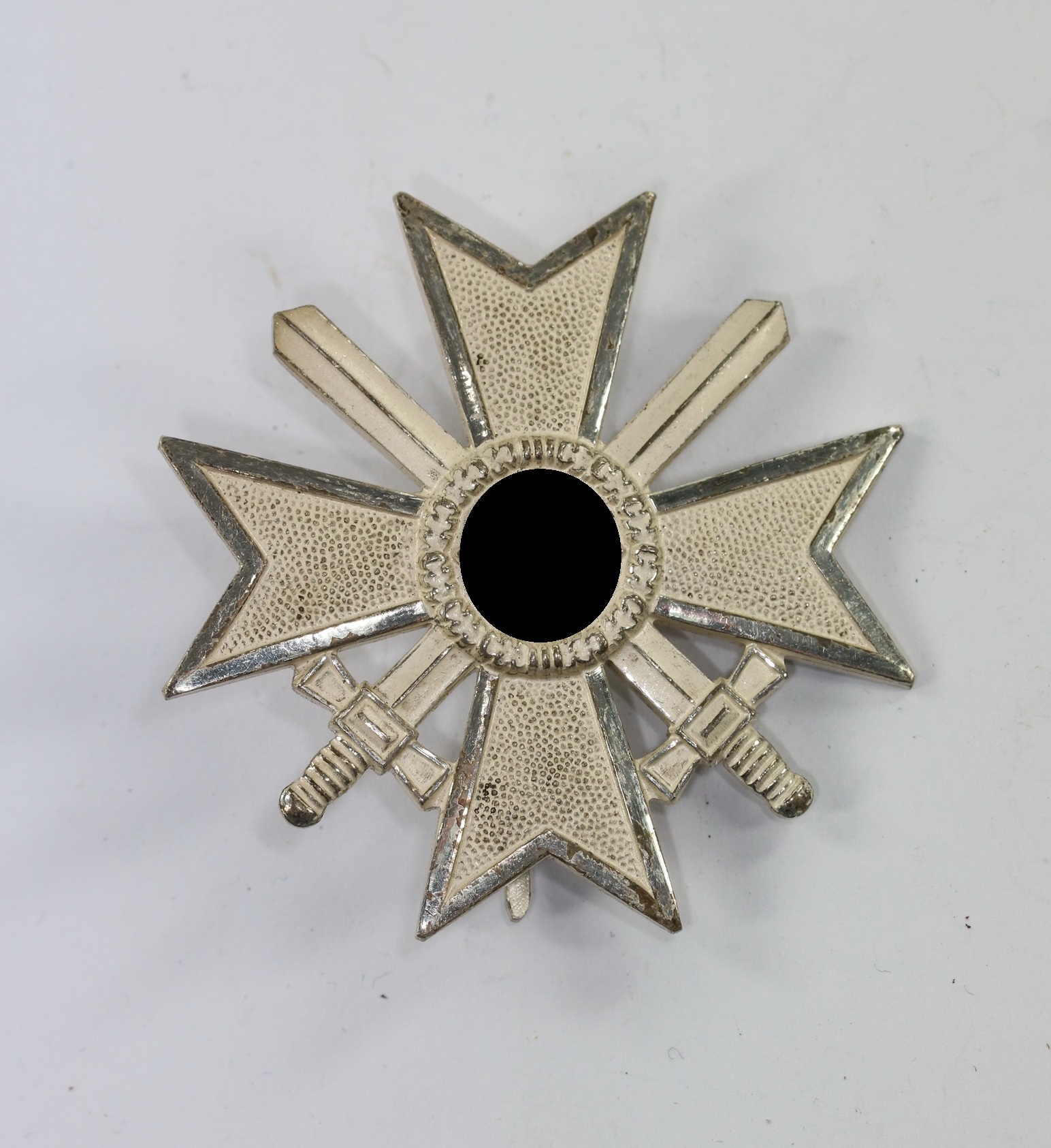 kriegsverdienstkreuz_1 War Merit Cross 1st class with Swords. Maker 62. – Bild 1