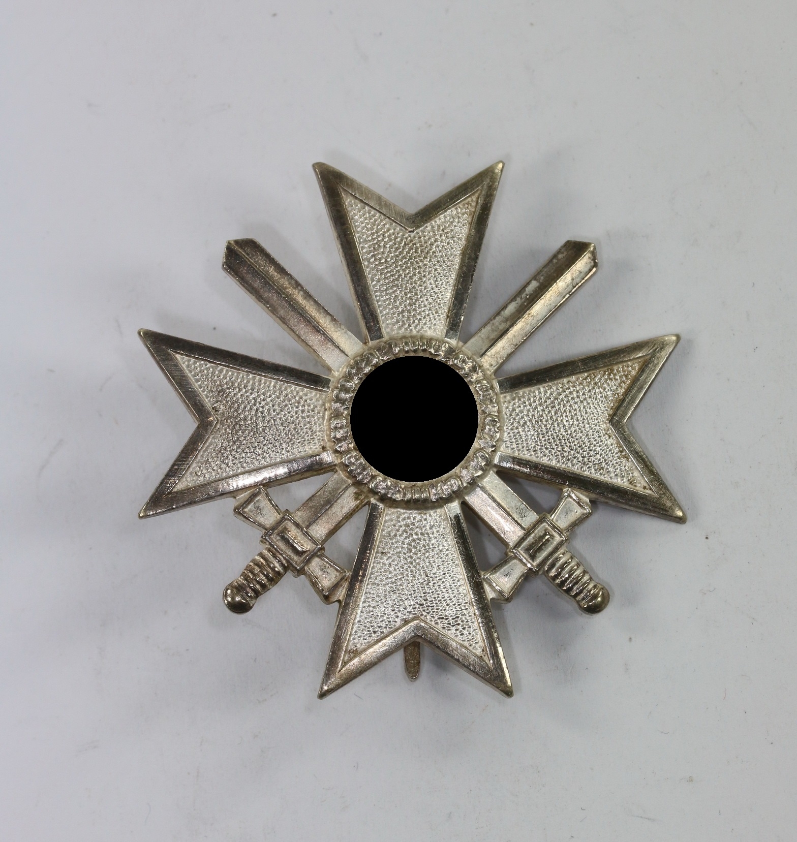 kriegsverdienstkreuz_1 War Merit Cross 1st class with Swords. Maker 62. – Bild 1