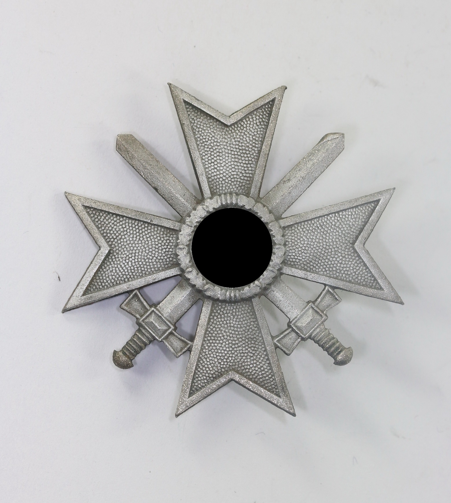 kriegsverdienstkreuz_1 War Merit Cross 1st Class with Swords. Maker 4 (Steinhauer & Lück, Lüdenscheid) – Bild 1