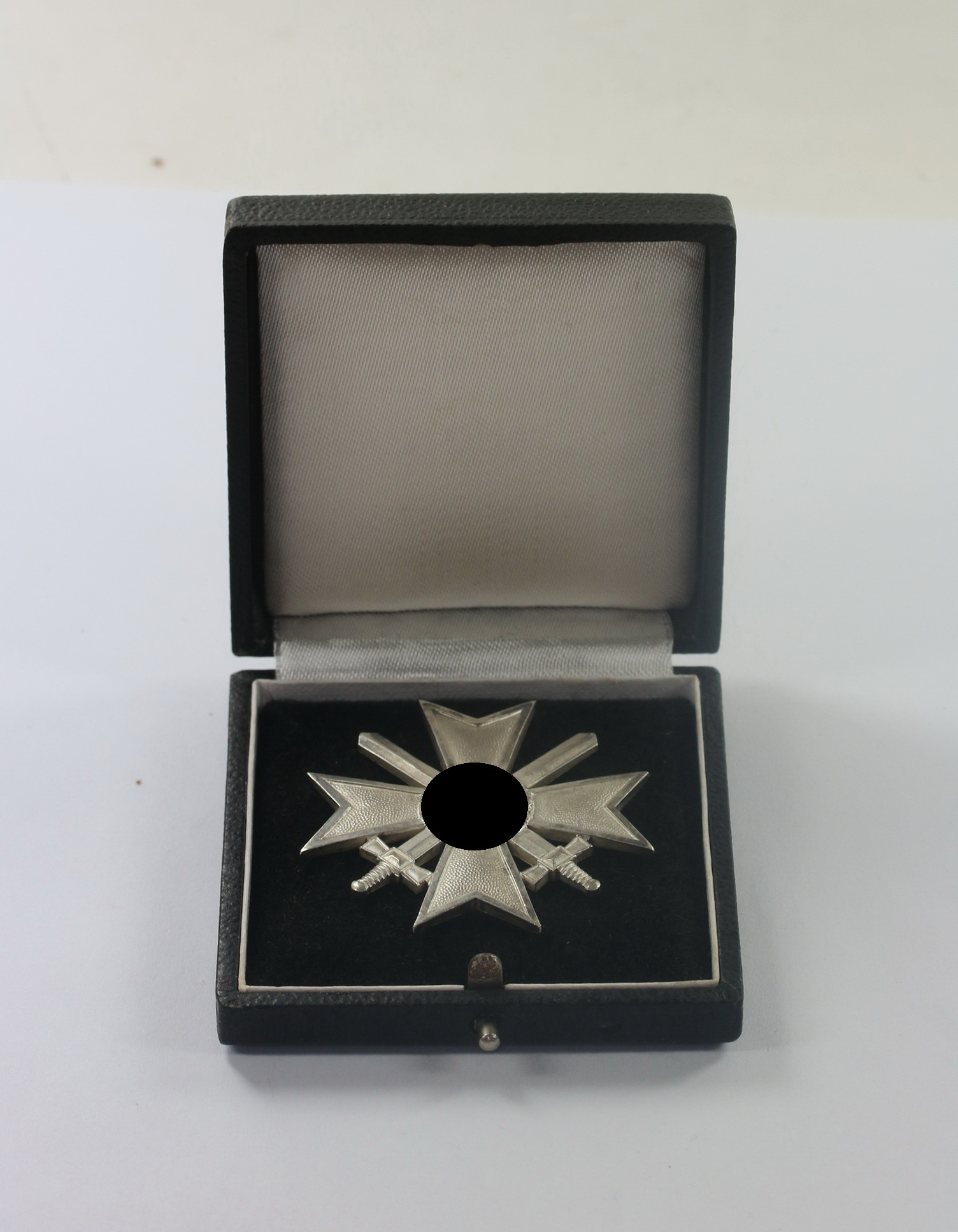 kriegsverdienstkreuz_1 Cased War Merit Cross 1st Class with Swords. Type Julius Bauer. – Bild 1