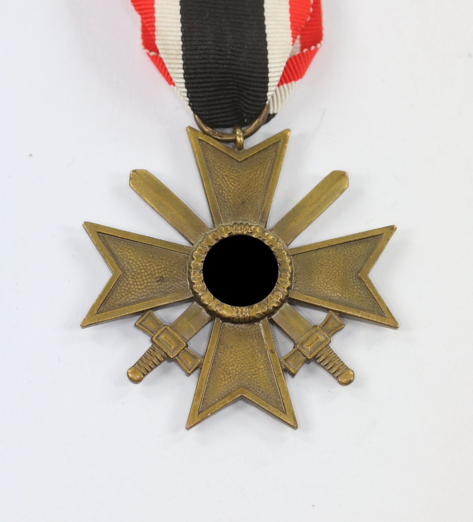  Kriegsverdienstkreuz 2. Klasse mit Schwertern, Hst. 56 – Bild 1