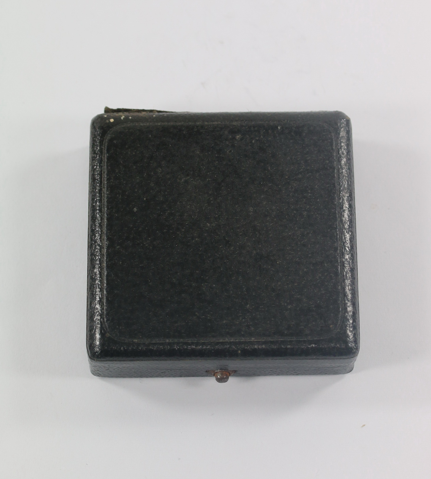 ldo_etui_eisernes_kreuz_1 LDO Case for the Iron Cross 1st Class 1939 on Screwback, L/18. – Bild 1