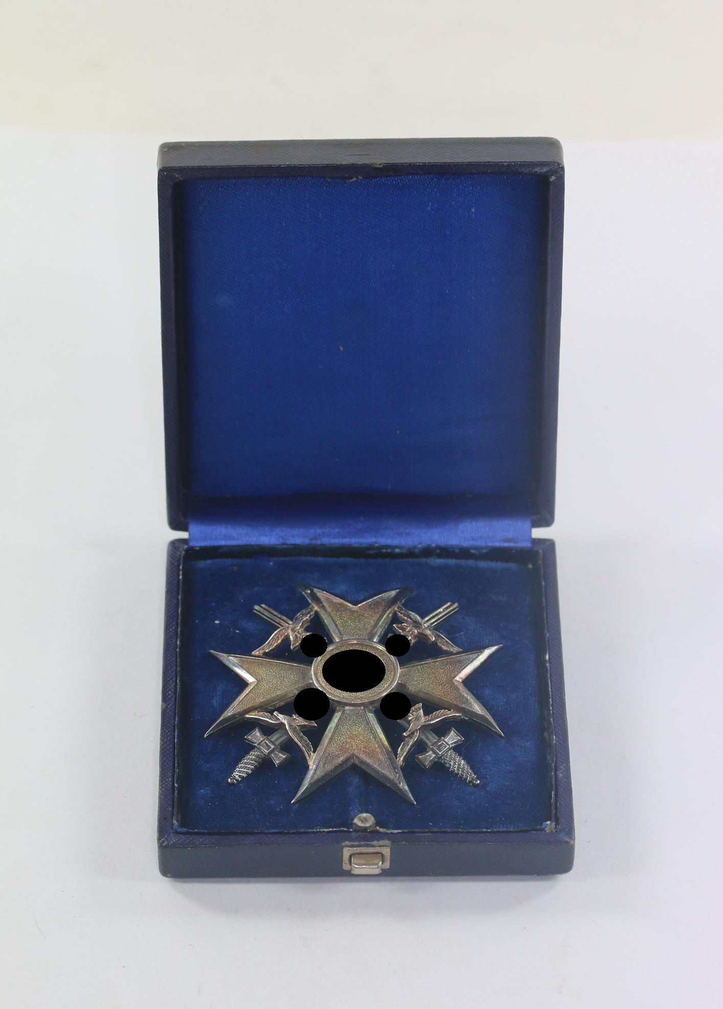 legion_condor_spanienkreuz_in_silber_mit_schwertern_835_wilhelm_deumer_im_etui_1__3_4nd Legion Condor, Cased Silver Spanish Cross. Type Wilhelm Deumer (835). – Bild 1