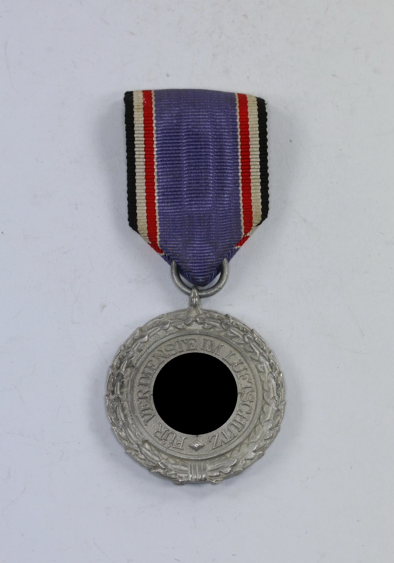 Luftschutzehrenzeichen 2. Stufe, Für Verdienste im Luftschutz – Bild 1