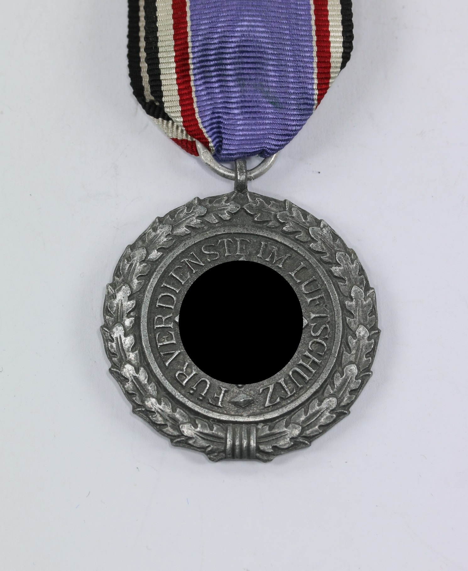 Air Raid Precautions Medal 2nd Class. "für Verdienste im Luftschutz". Maker 60.  – Bild 1