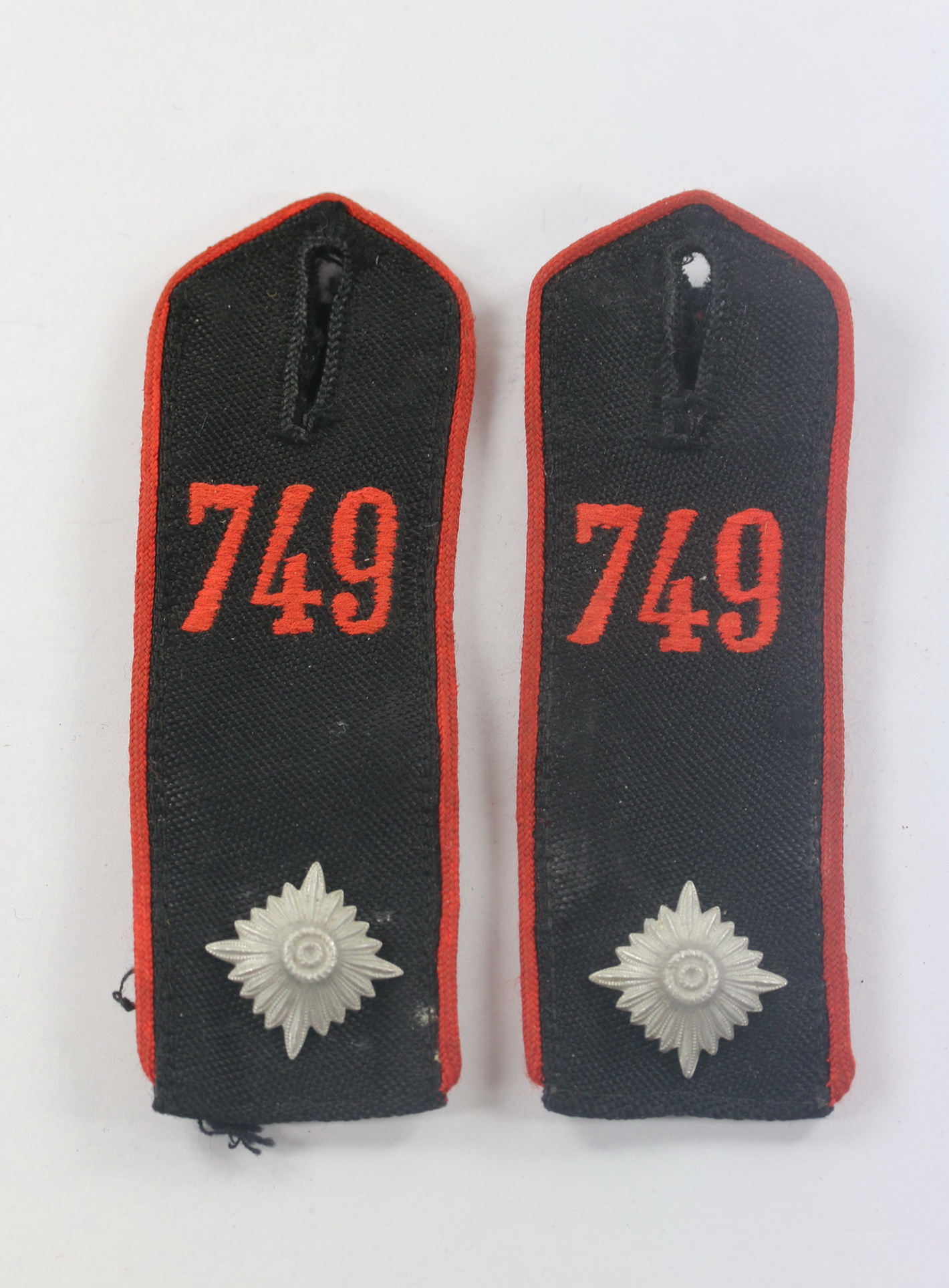 Hitler Youth (HJ), Pair of Shoulder Straps for Kameradschaftsführer, Bann 749 Osterburg. – Bild 1