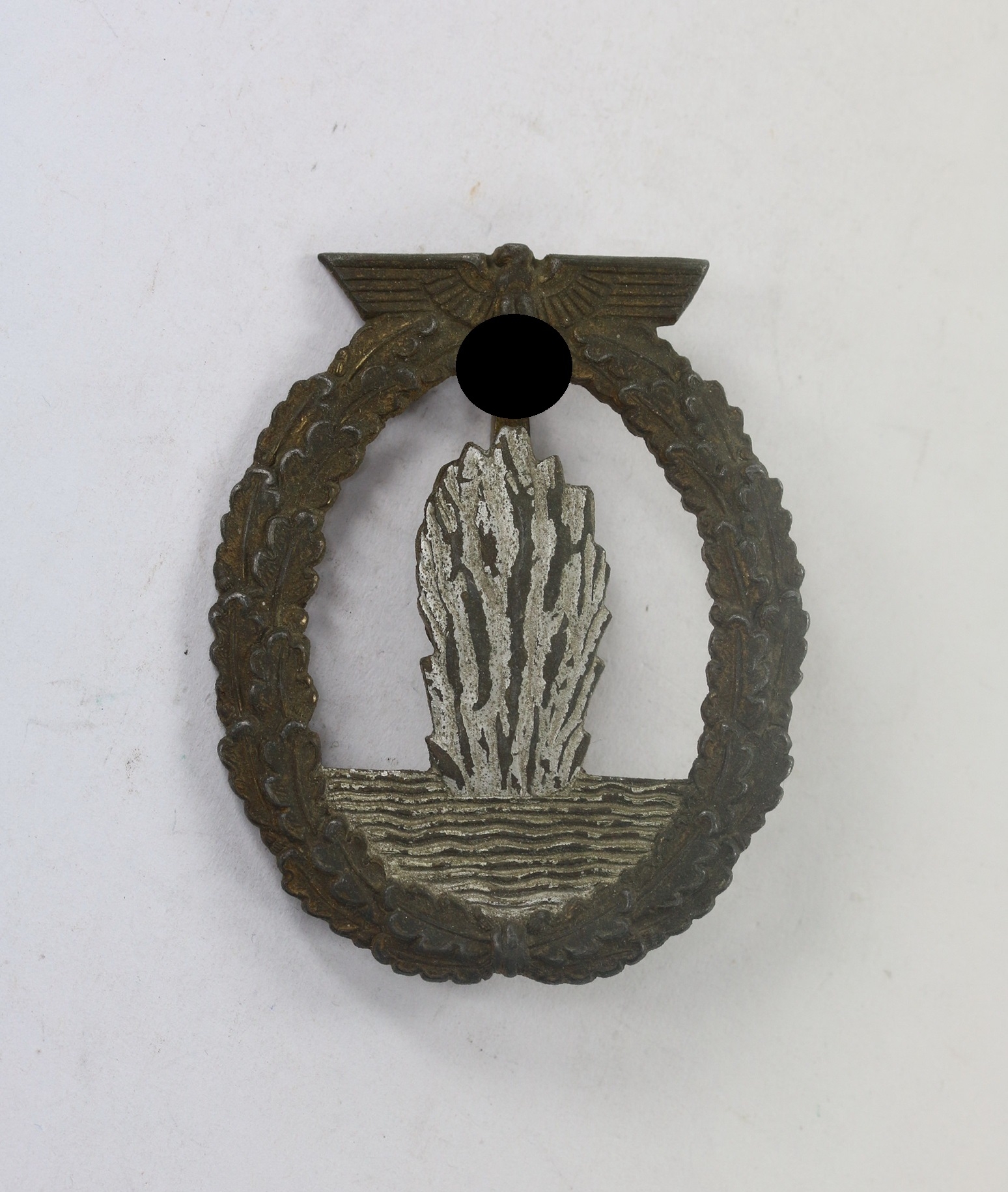 minensucher_abzeichen_hst Minensucher Abzeichen, Hst. R.K. (Rudolf Karneth, Gablonz) – Bild 1