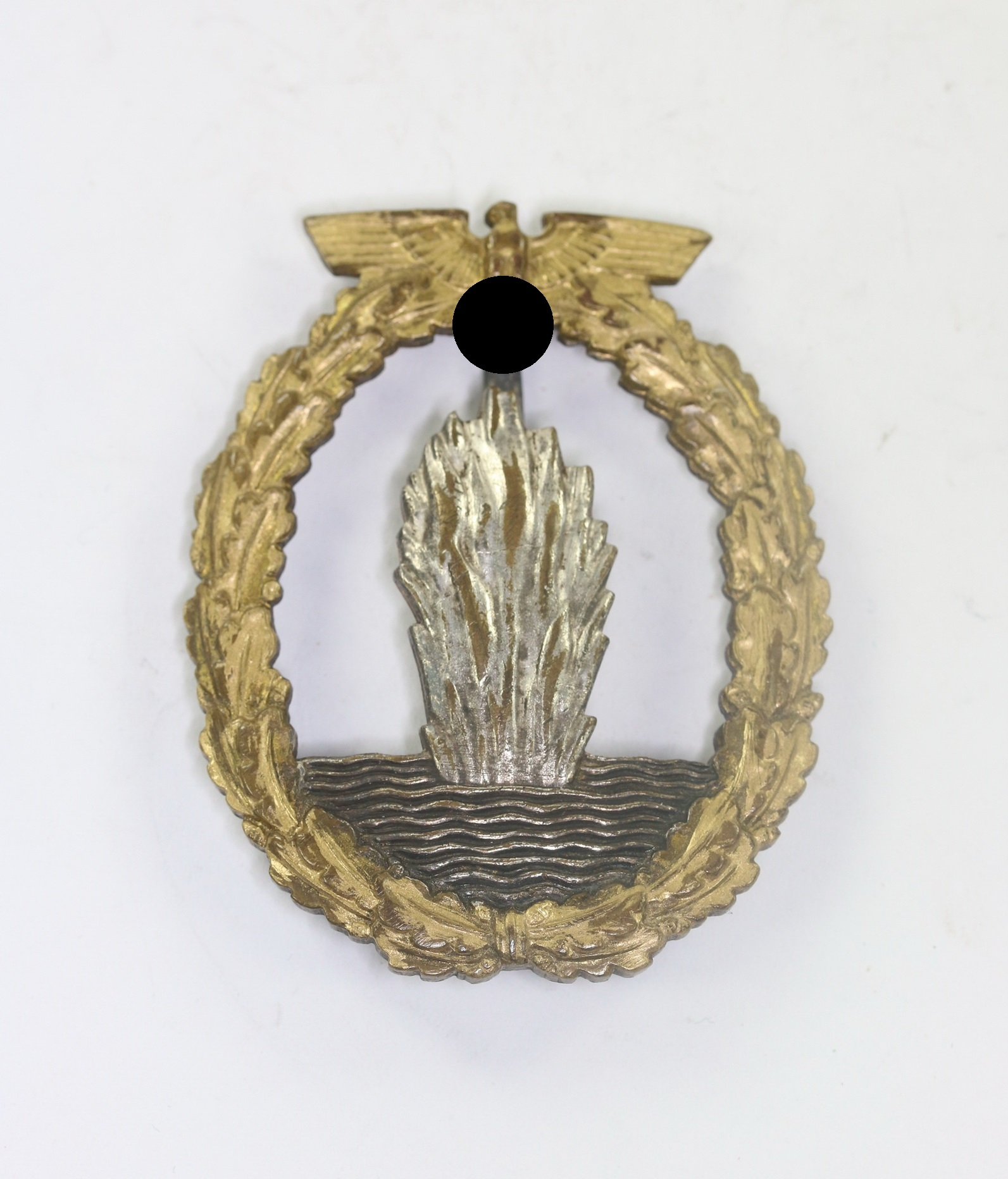 minensucher_otto_schickle_pforzheim_buntmetall_1__1_4nd Minesweeper War Badge. Type Otto Schickle, Pforzheim., Buntmetall – Bild 1