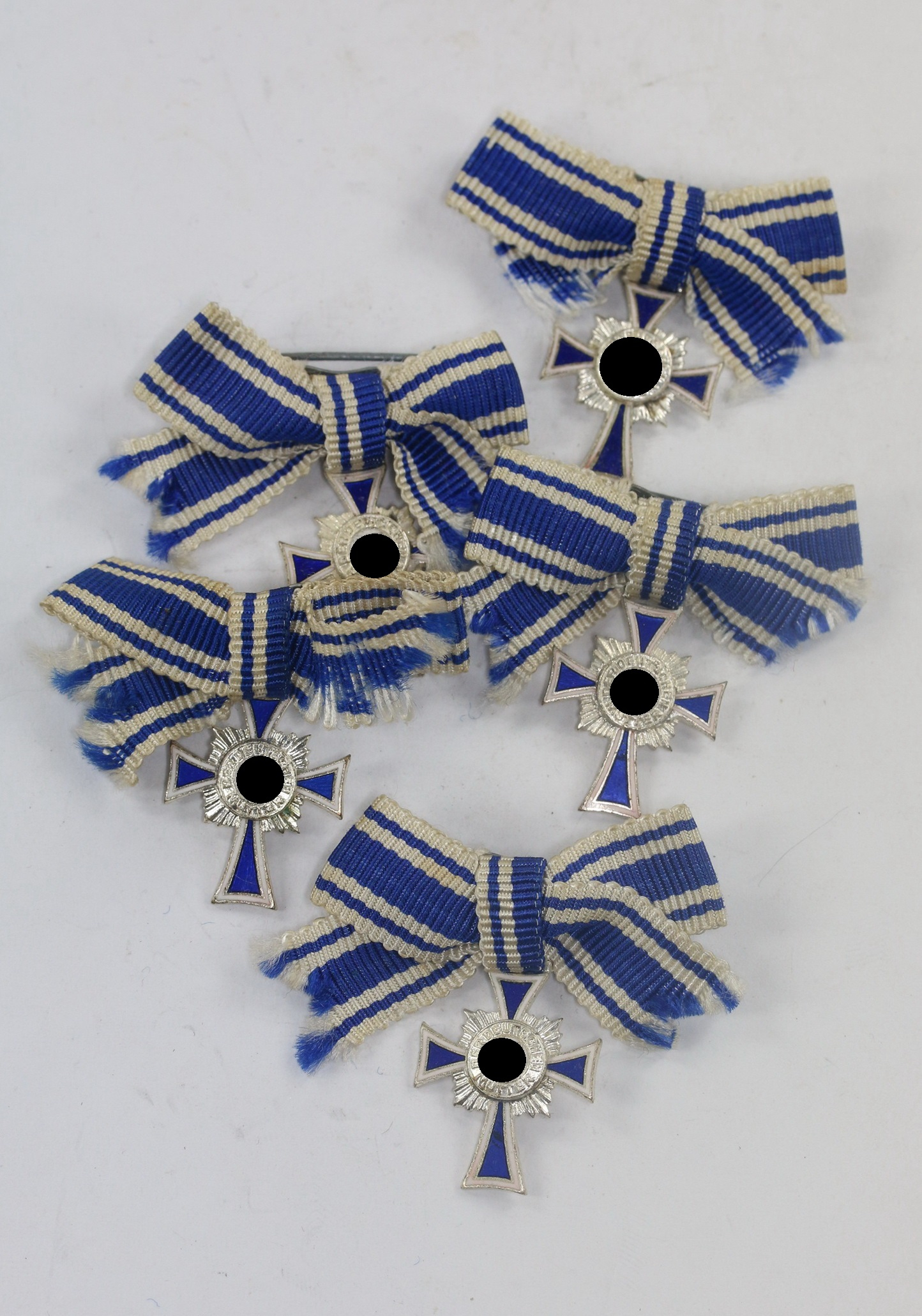 Miniature Silver Mother Cross, Hoard Find. Maker L/11 (Wilhelm Deumer). – Bild 1