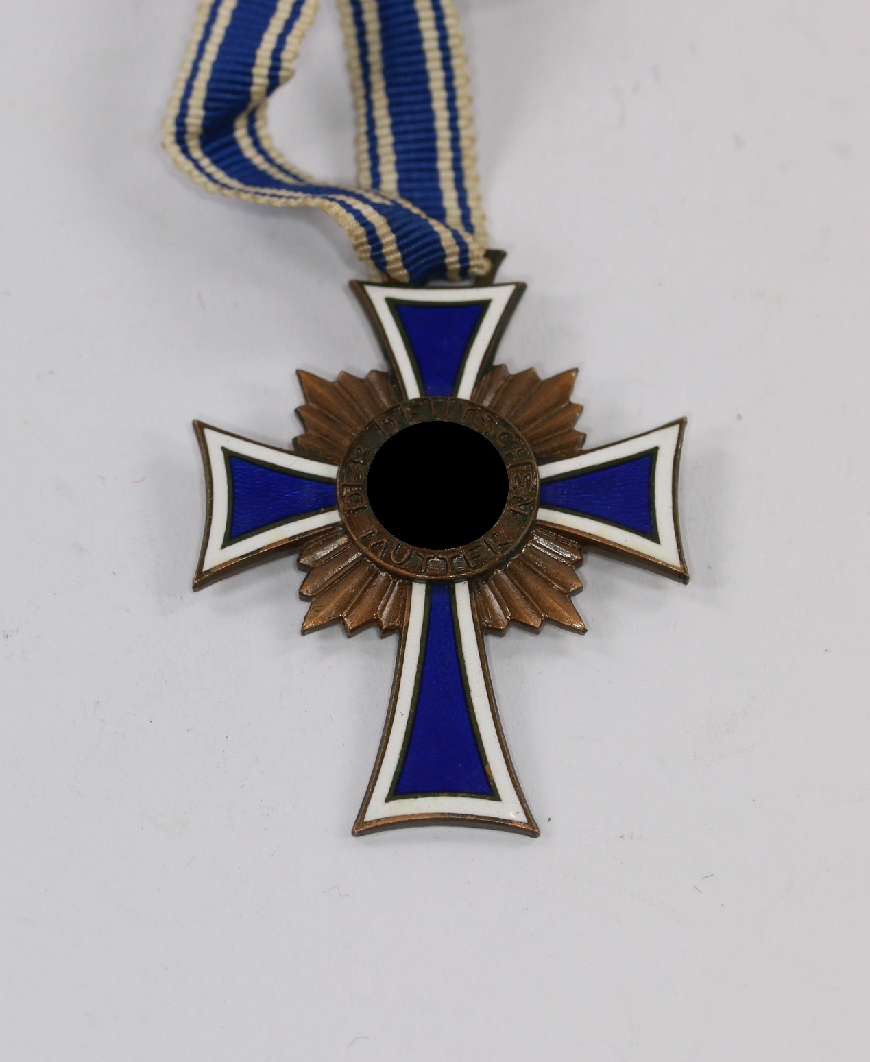 mutterkreuz_bronze_1__1_1 Bronze Mother Cross. – Bild 1