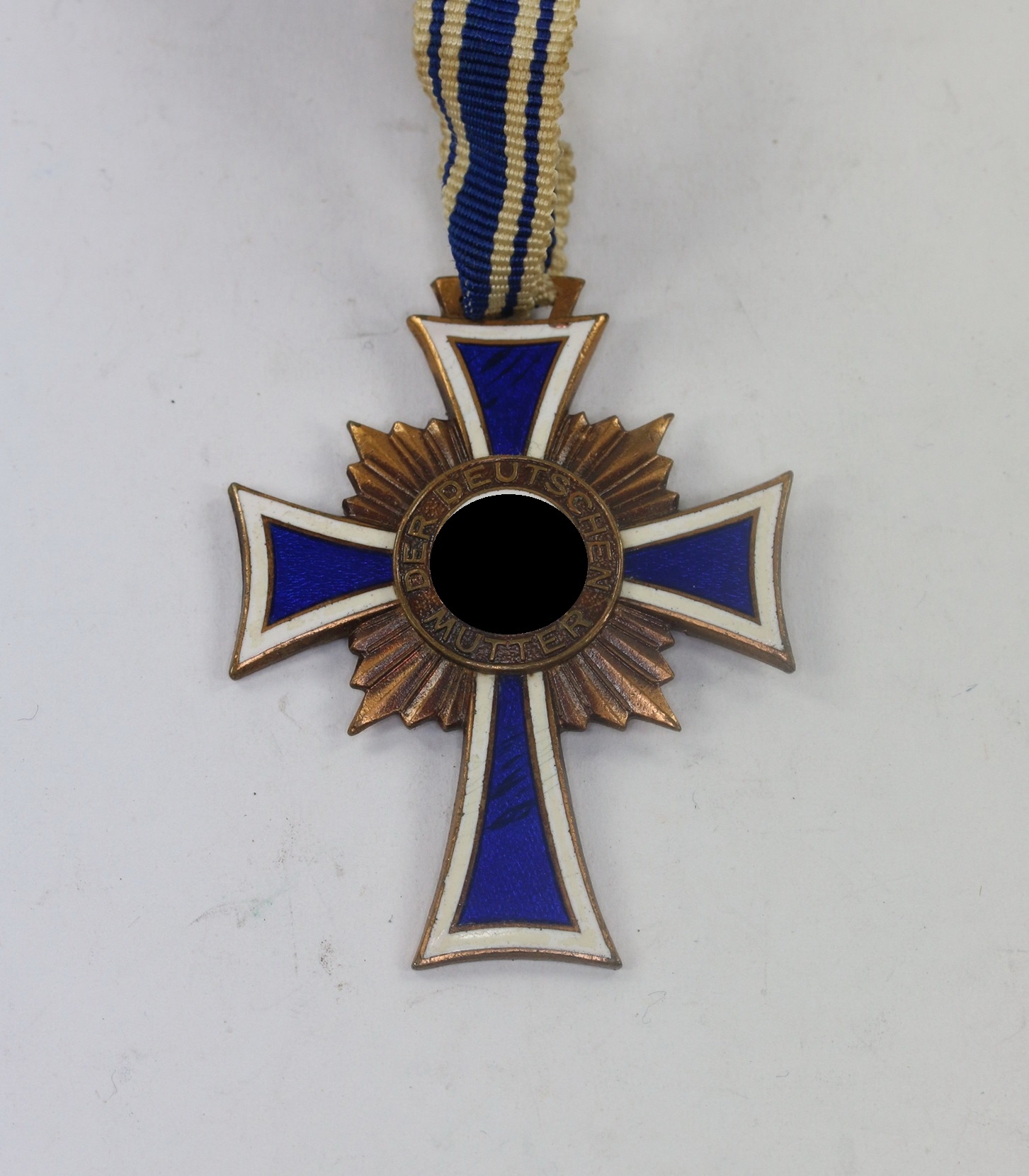 Bronze Mother Cross.  – Bild 1