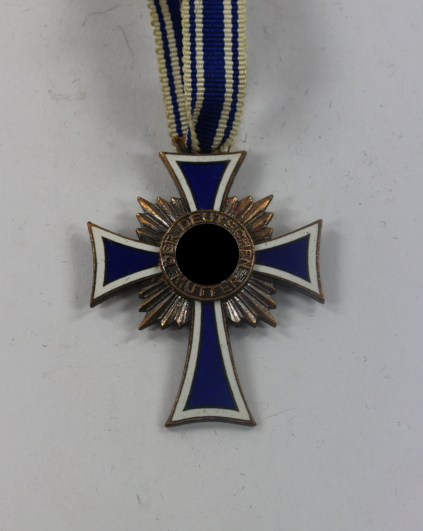 Bronze Mother Cross.  – Bild 1