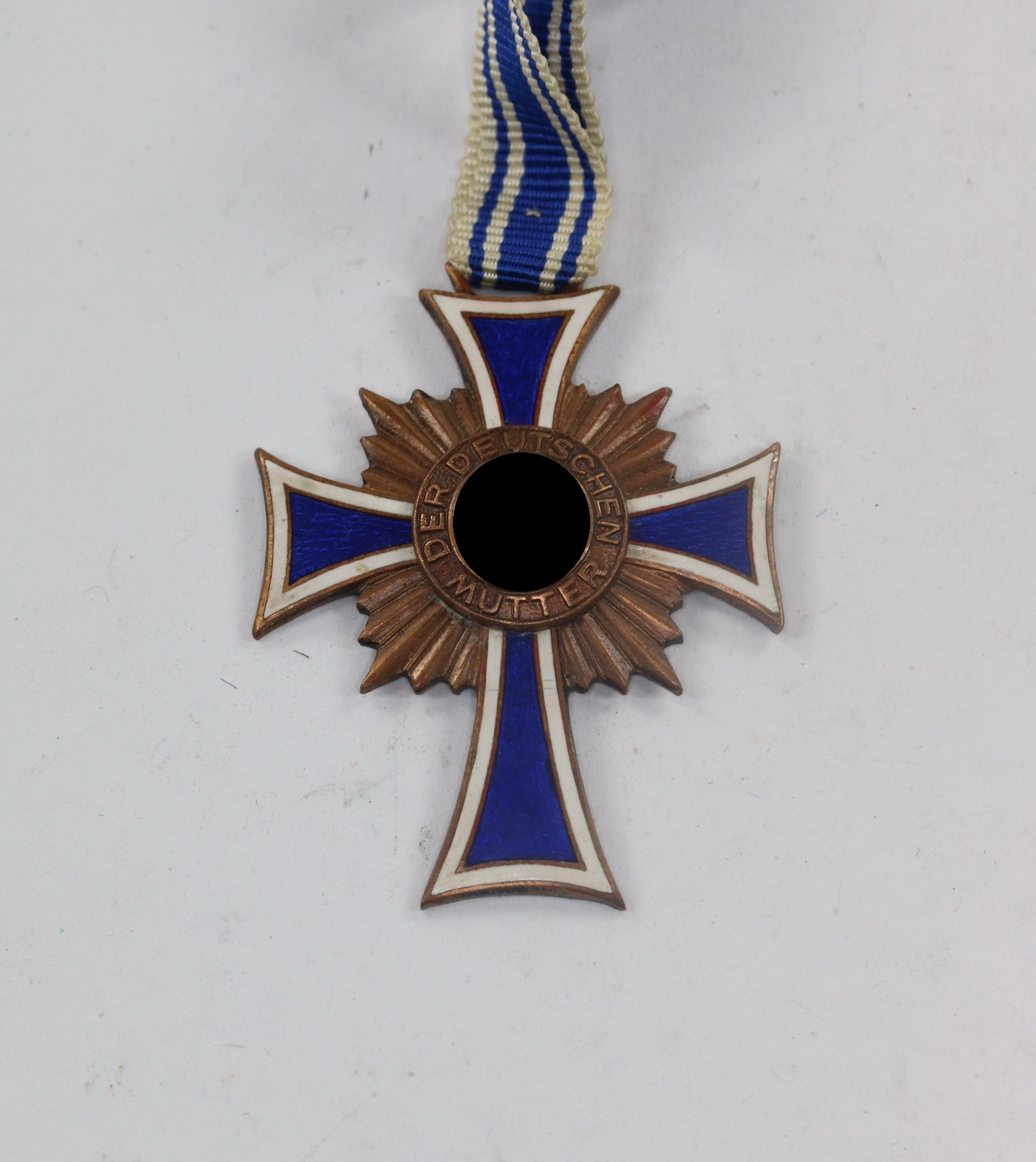Bronze Mother Cross.  – Bild 1