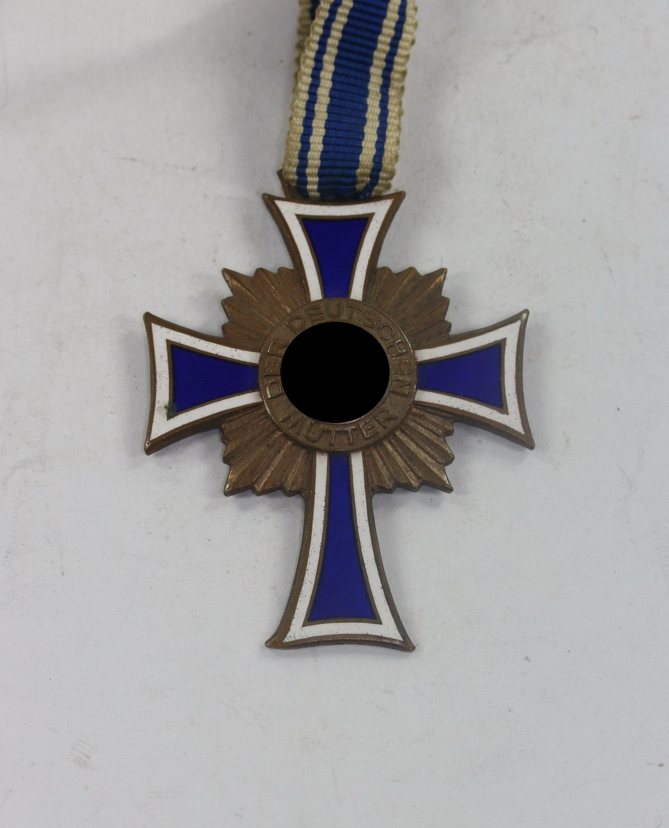 Bronze Mother Cross. – Bild 1