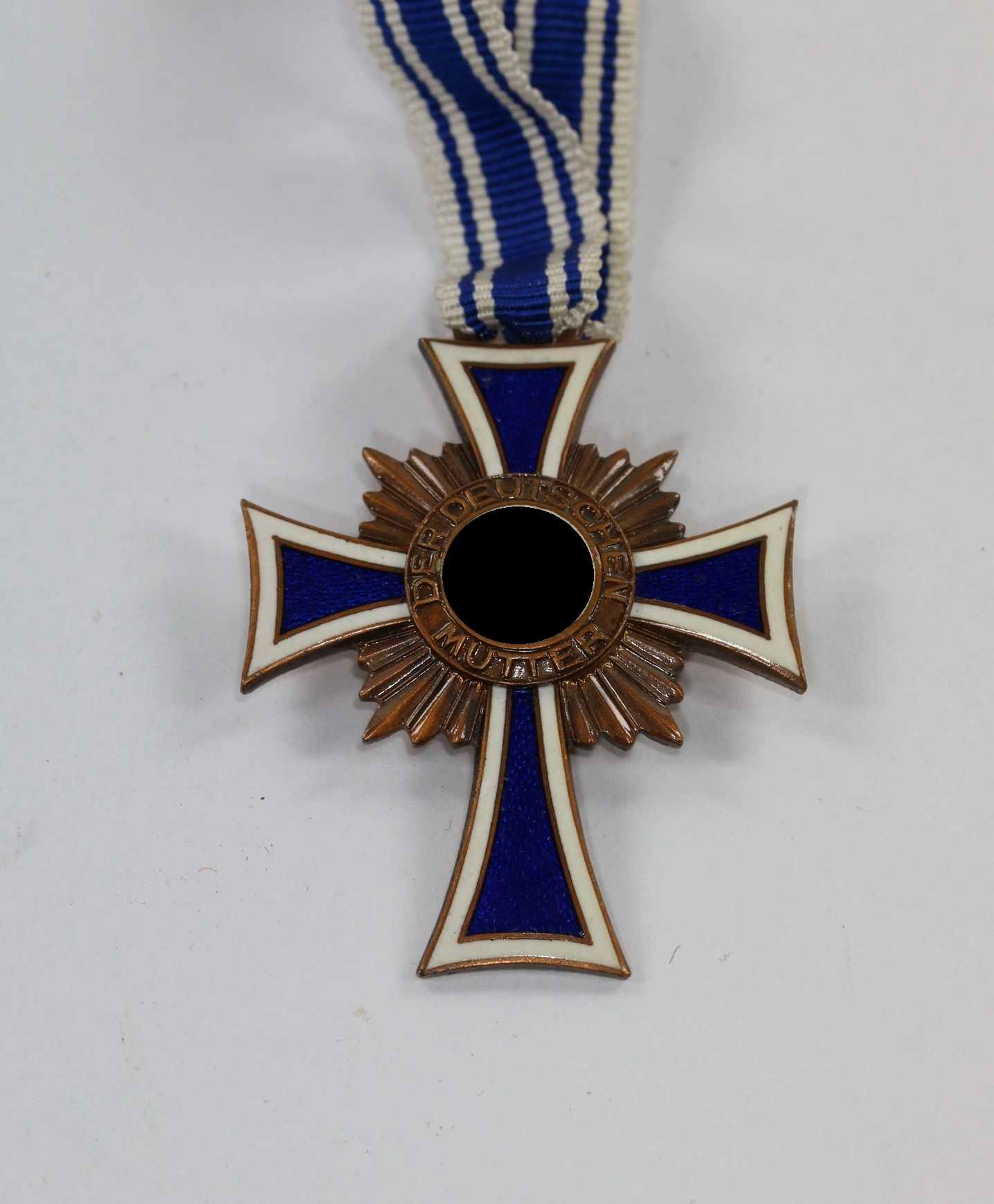 mutterkreuz_in_bronze_1__1_11 Bronze Mother Cross. – Bild 1