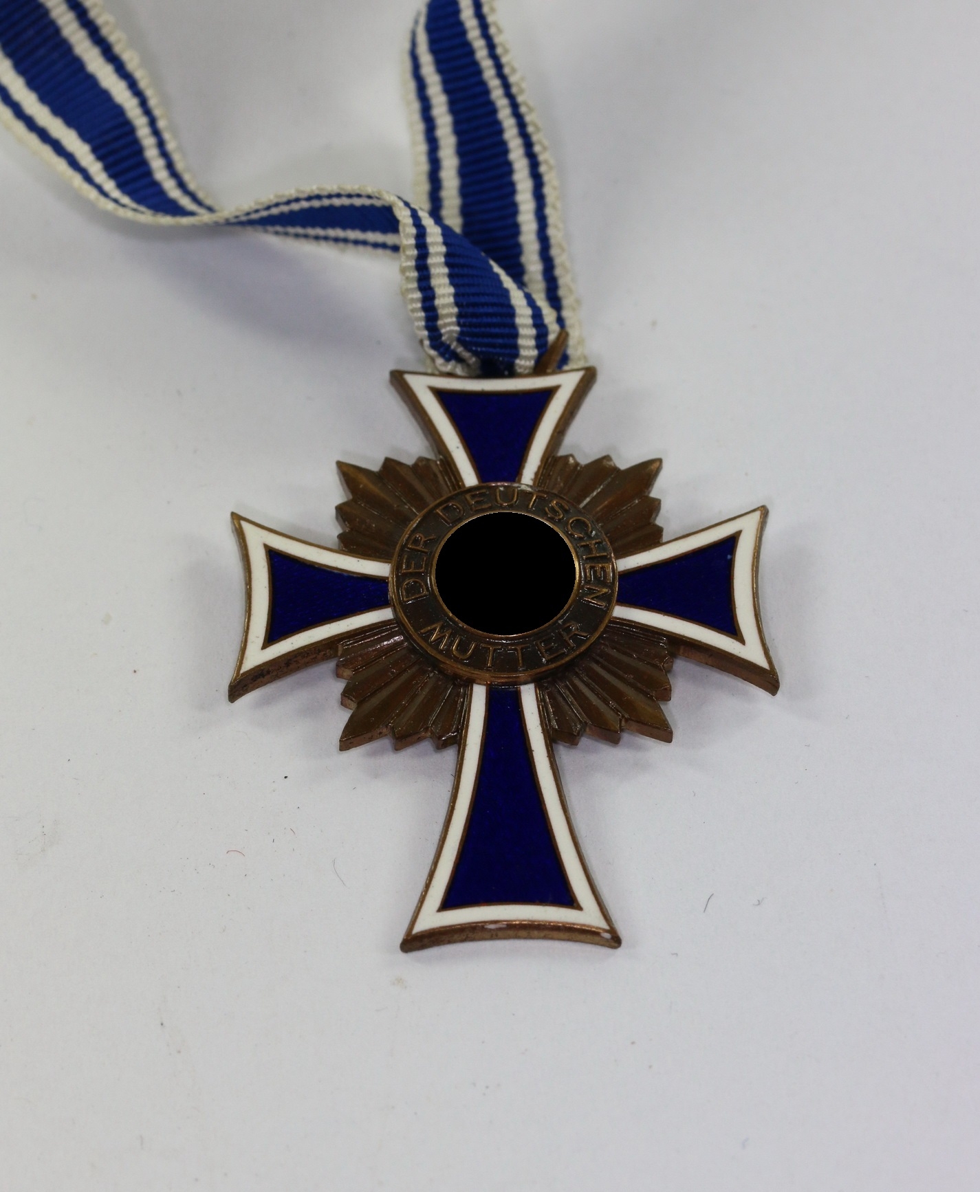 mutterkreuz_in_bronze_1__1_12 Bronze Mother Cross. – Bild 1