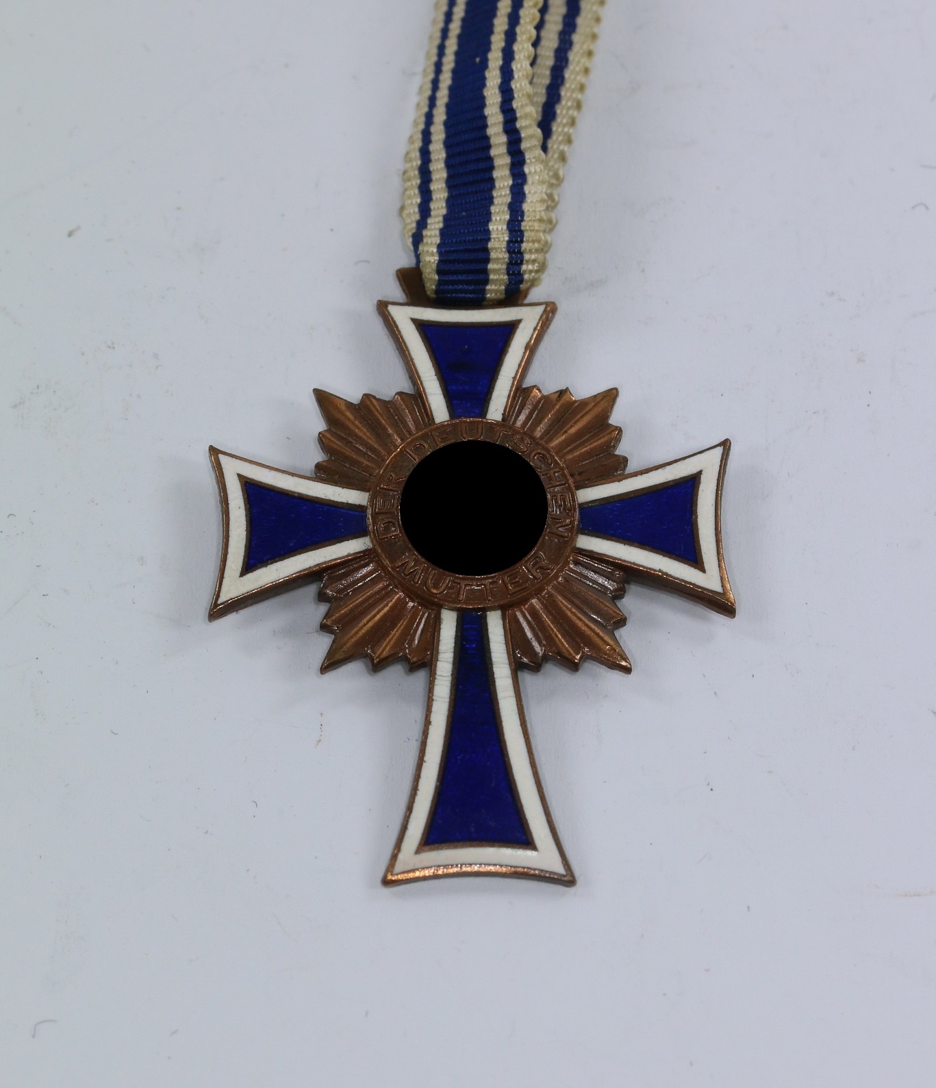 mutterkreuz_in_bronze_1__1_3 Bronze Mother Cross. – Bild 1