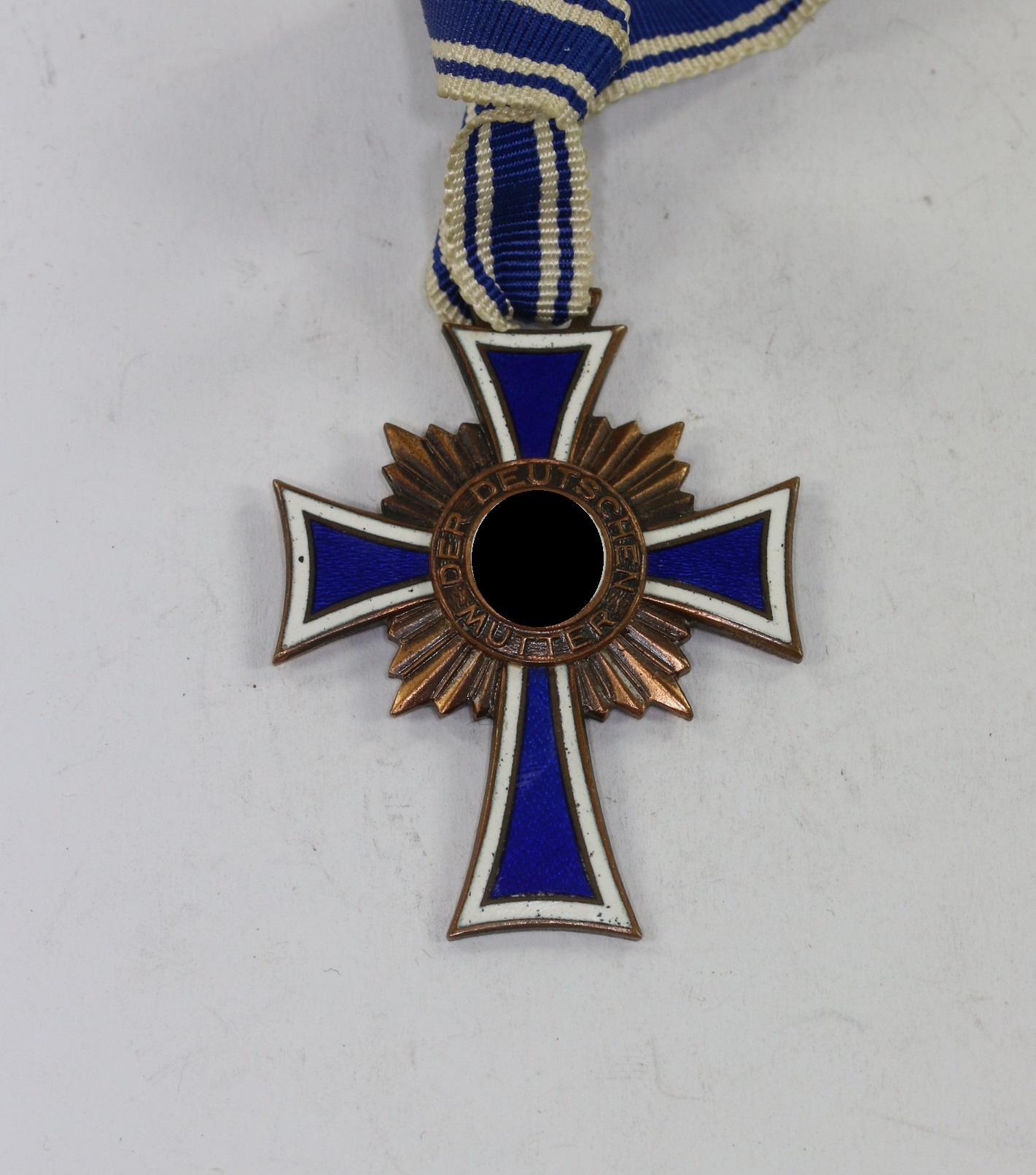 mutterkreuz_in_bronze_1__1_6 Bronze Mother Cross. – Bild 1